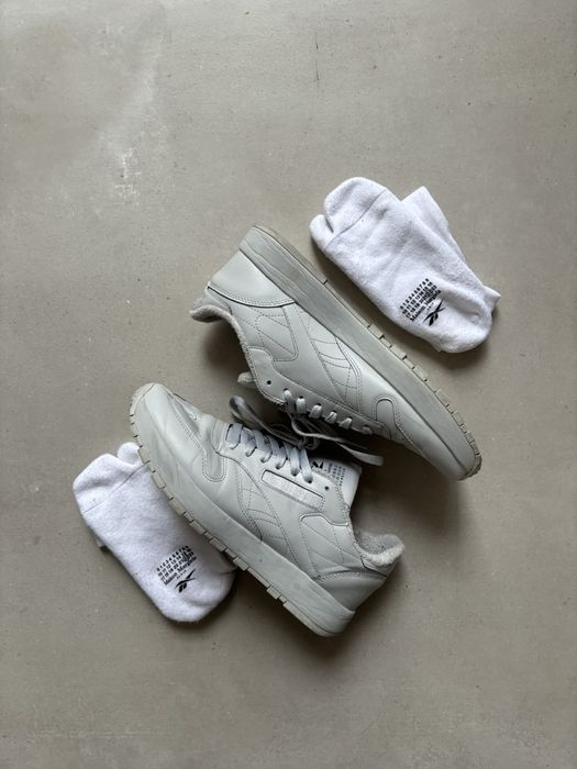 maison margiela x reebok tabi sneakers
