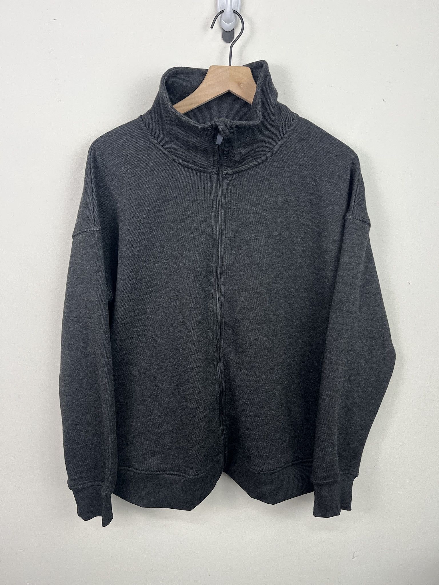 Vintage Vintage Charcoal Gray Zip Sweatshirt Size L Size US L / EU 52-54 / 3 - 1 Thumbnail