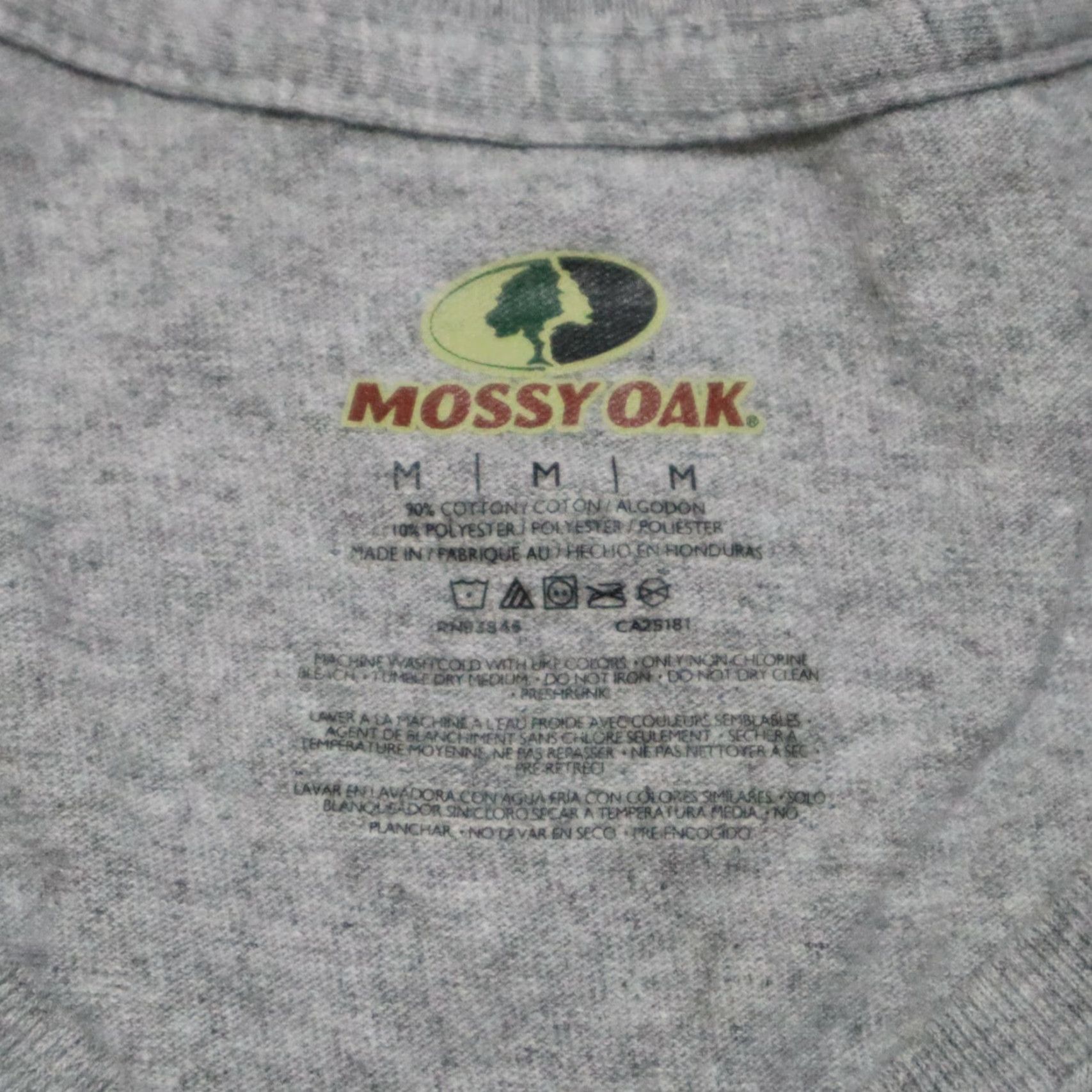 Vintage Mossy Oak T-Shirt V-Neck Girls Gray Size M Mossy Oak "The Girls Bring Home the Big Bucks" V Neck T-Shirt Black Pink Size M / US 6-8 / IT 42-44 - 5 Thumbnail