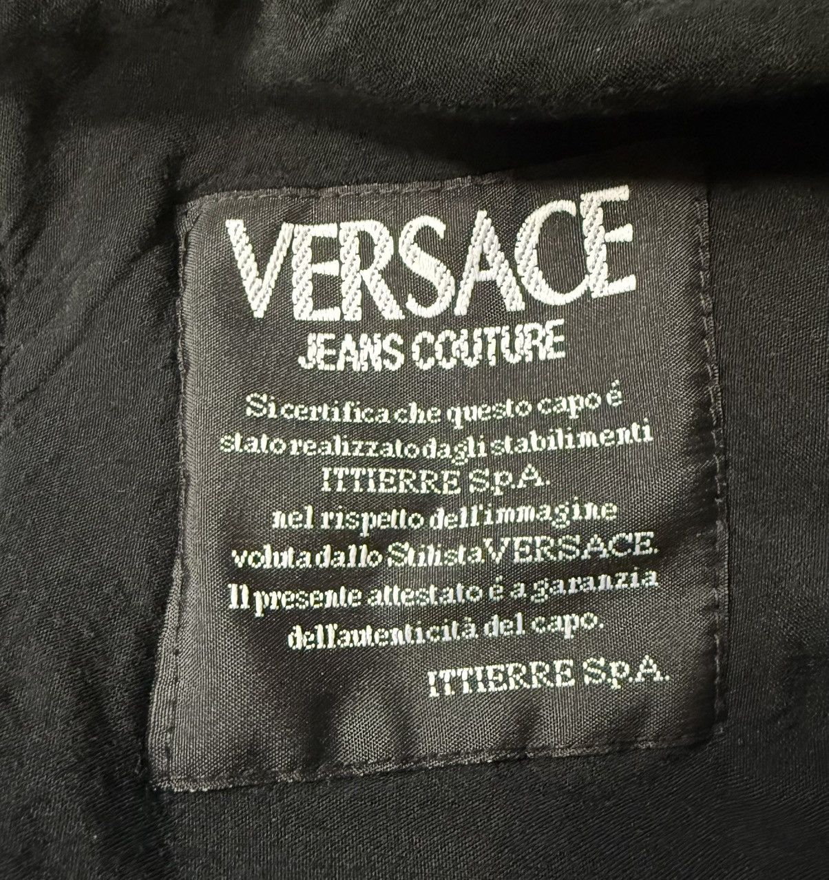 Versace Vintage Versace Pants (Rare) Waist 26 in. / Inseam 27 in. Size 26" / US 2 / IT 38 - 9 Thumbnail
