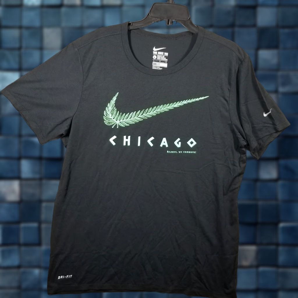 Nike Nike Shirt Mens Large Black Chicago Dri-FIT Athletic Swoosh Leaf Logo 777647-010 Size US L / EU 52-54 / 3 - 1 Thumbnail