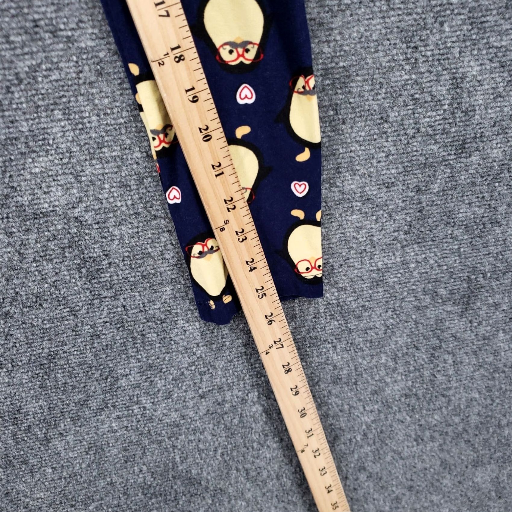 Vintage LuLaRoe Leggings Womens One Size Blue Penguin Heart Animal Print Stretch Casual Size 42" / US 20 - 5 Thumbnail