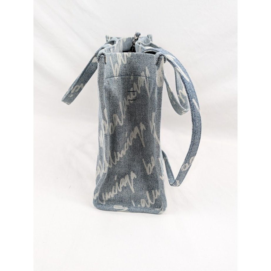 Balenciaga o1rshd1 Size: OS / Scribble Printed Denim Hardware Tote Bag Size ONE SIZE - 14 Thumbnail