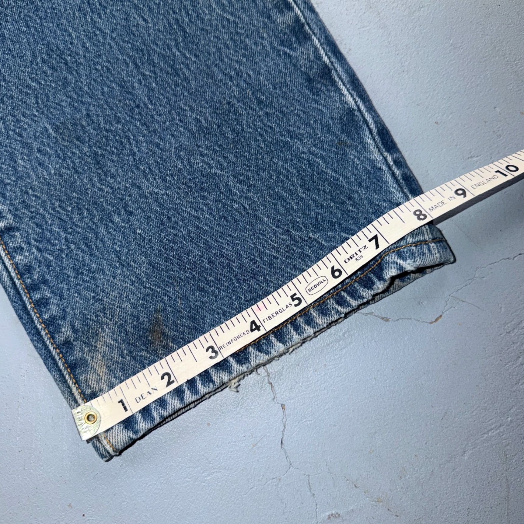 Levi's VINTAGE Levi's 501 Jeans Straight Blue Light Wash 34x32 90s 501 Series Mens Jeans Size US 34 / EU 50 - 5 Thumbnail