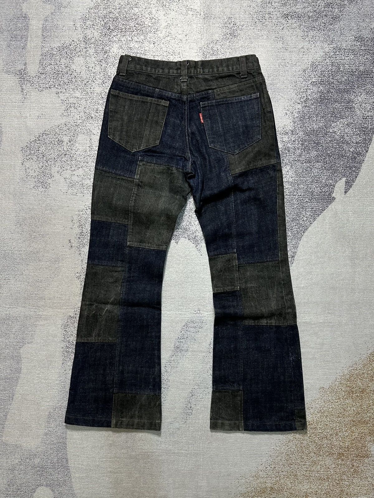 Undercover × Uniqlo 2000s Tornado Mart Flare Patchwork Denim Jeans Size US 30 / EU 46 - 2 Thumbnail