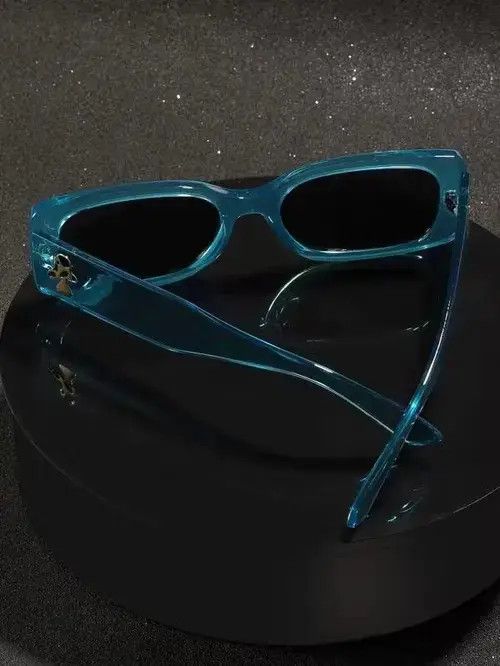 Vintage PUNK STYLE SUNGLASSES ACRYLIC BLUE Size ONE SIZE - 2 Thumbnail