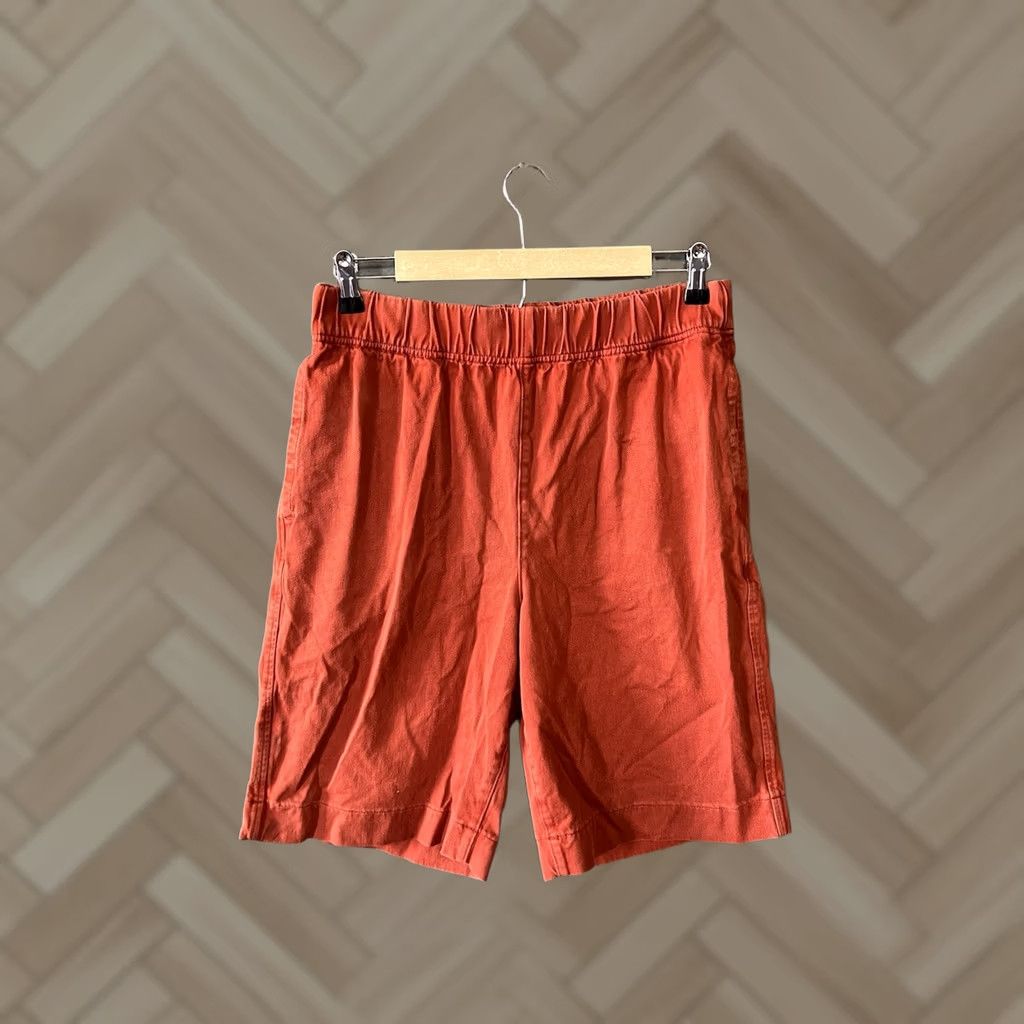 Uniqlo Uniqlo Mens Orange Chino Shorts Stretch Fit Size M Regular Size US 31 - 1 Thumbnail