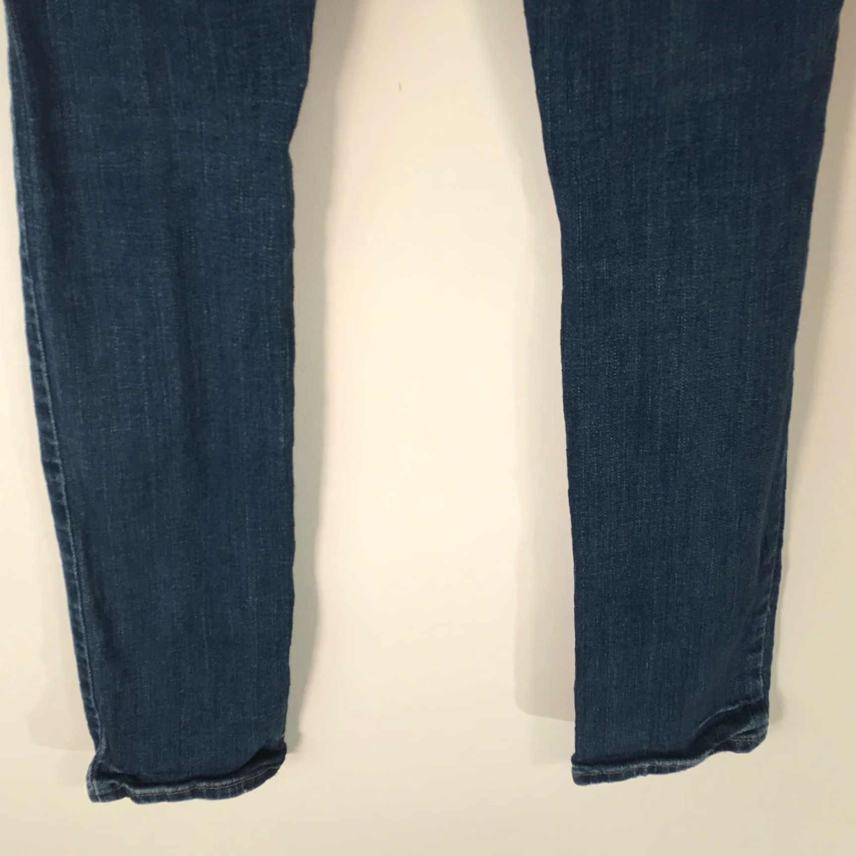 Abercrombie & Fitch Abercrombie & Fitch Jeans Skinny Women Blue 2S Regular 29in Inseam Distressed 5-Pocket Denim Jeans Mens Womens? Size 26" / US 2 / IT 38 - 7 Thumbnail