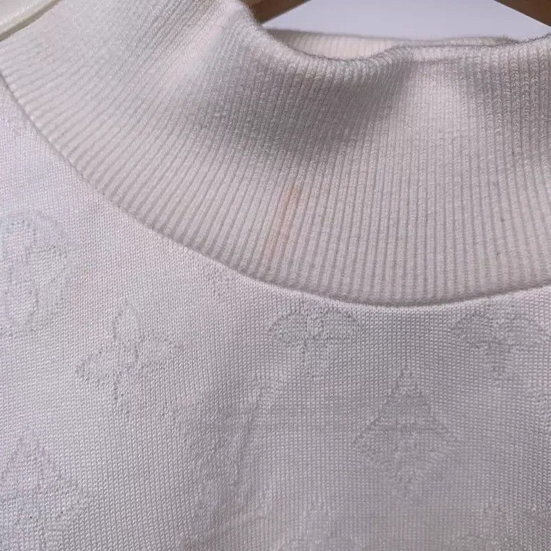 Louis Vuitton Louis Vuitton White dark print sweatshirt Size US S / EU 44-46 / 1 - 4 Thumbnail