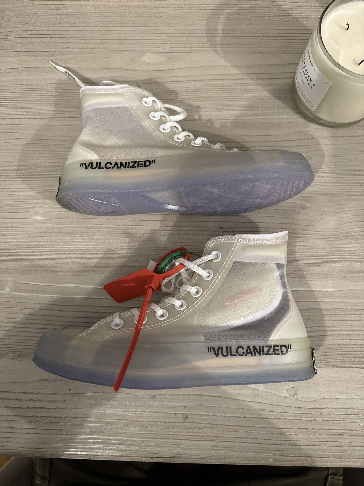 Converse × Off-White Converse Chuck Taylor All-Star Vulcanized Hi Off-White Size US 6.5 / IT 36.5 - 1 Thumbnail