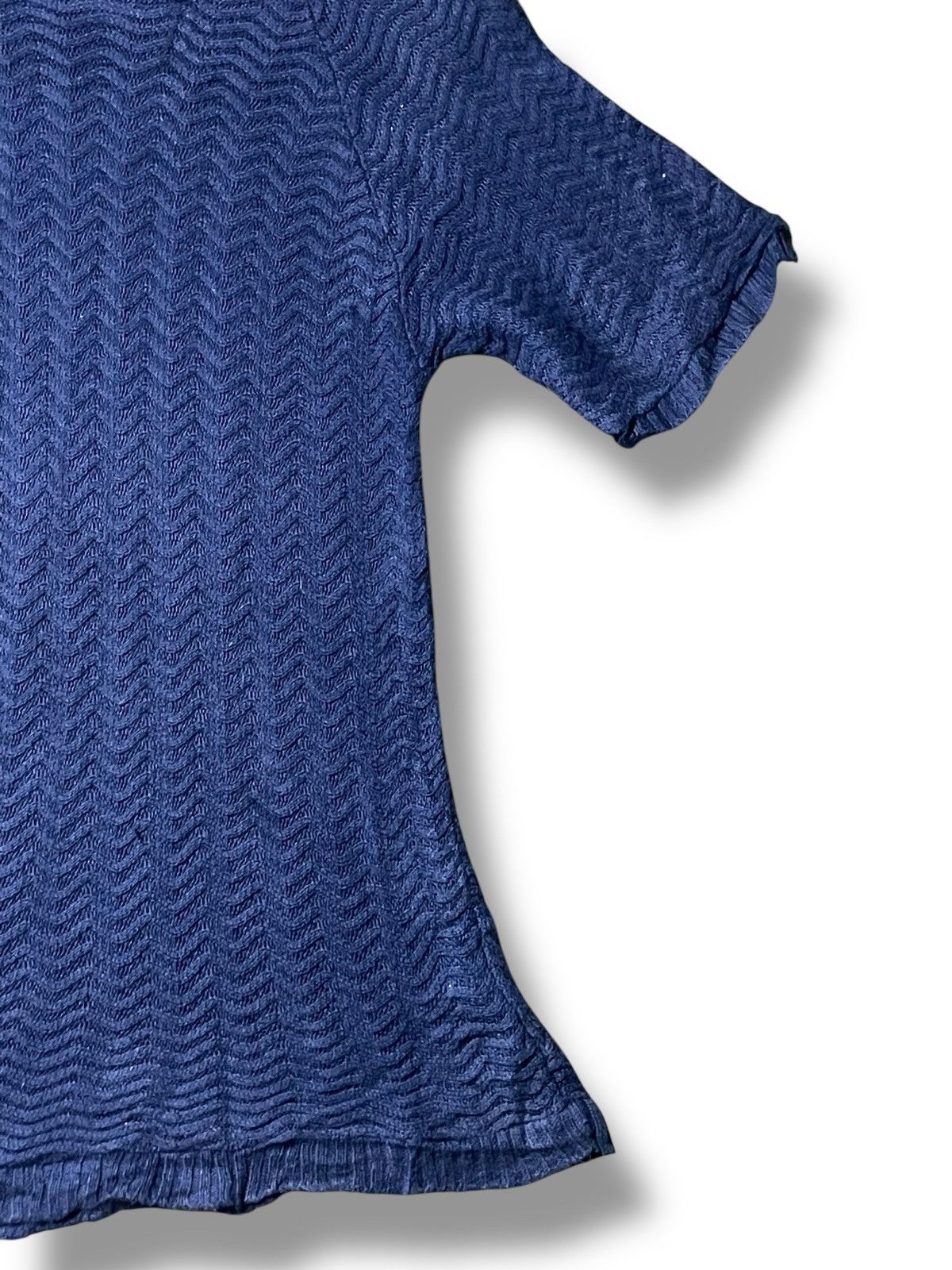 Designer × Japanese Brand × Vintage Modern Design Knitted Short Sleeve Shirts (44) Size US XXS / EU 40 - 3 Thumbnail