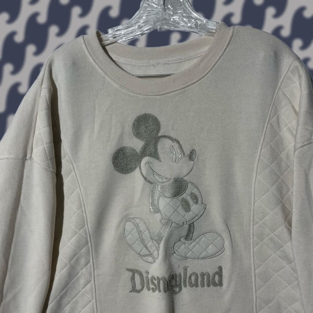 Disney Disney Embroidered Mickey Mouse Cream Crew Neck Pullover Sweater Women's XL Cardigan Gray Crewneck Pullover Disney Crewneck Womens XL Size XL / US 12-14 / IT 48-50 - 1 Thumbnail