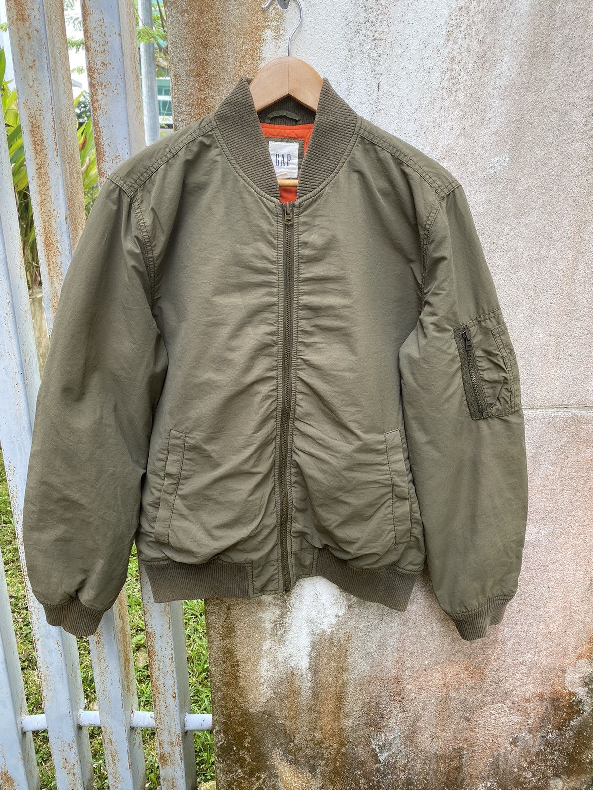Gap × Vintage Vintage GAP zipper IDEAL 80's bomber jacket nice design Size US L / EU 52-54 / 3 - 1 Thumbnail