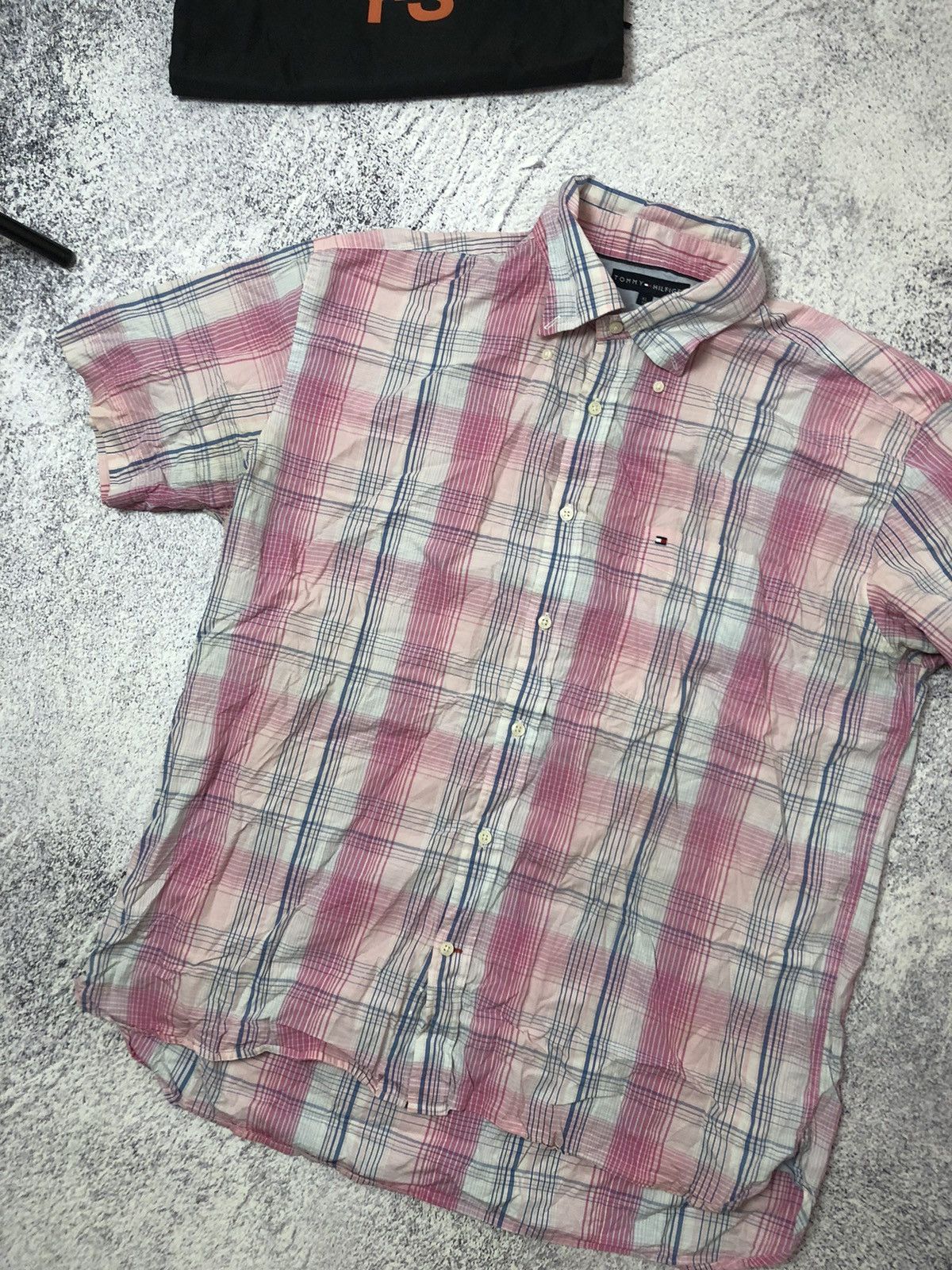 Tommy Hilfiger Men’s shirt Tommy Hilfiger size Xl vintage japan casual Size US XL / EU 56 / 4 - 3 Thumbnail