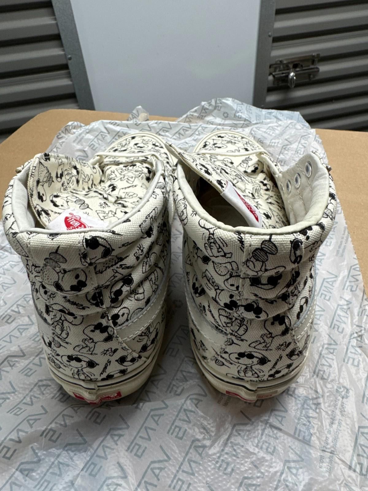Vans Vans Snoopy Sk8 Hi Size 9.5 LX Vault White Size US 9.5 / EU 42-43 - 6 Thumbnail