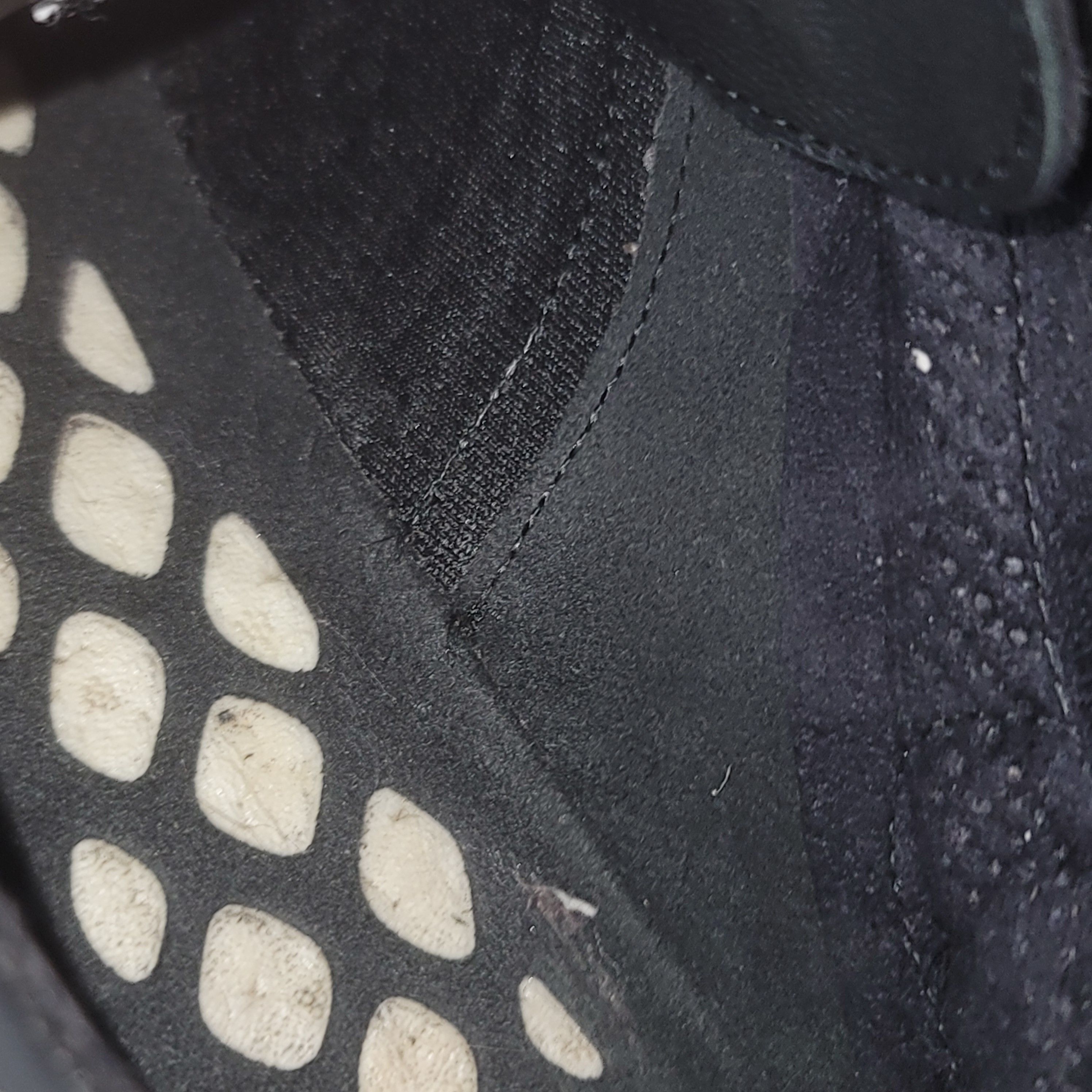 Y-3 × Yohji Yamamoto Adidas Y-3 Yohji Yamamoto Pure Boost Size US 8 / EU 41 - 3 Thumbnail