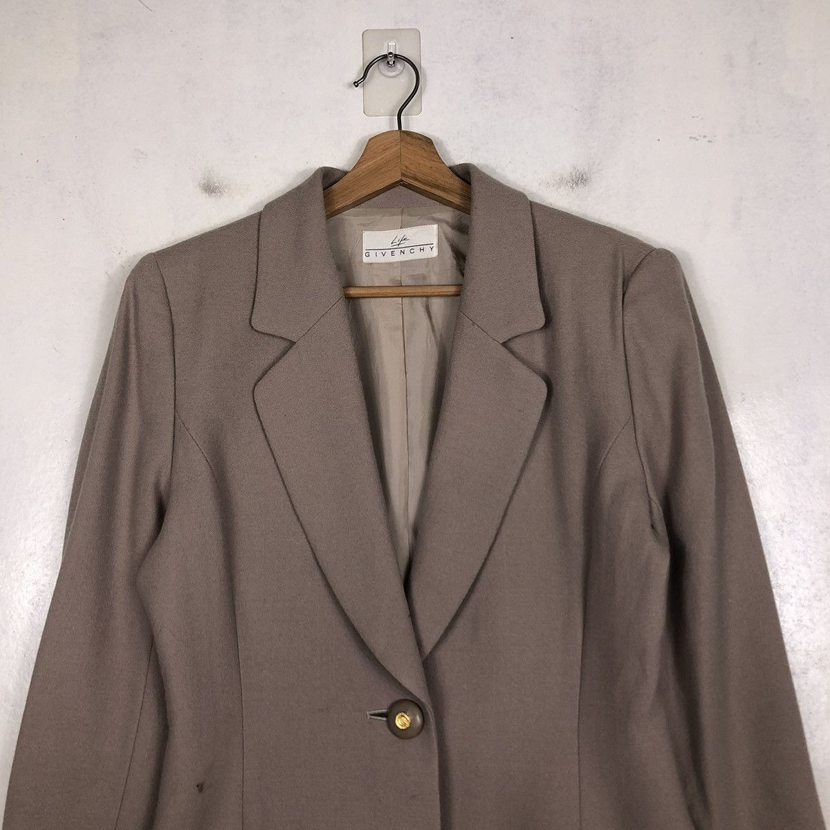 Givenchy 📌LIFE GIVENCHY ONE BUTTON COATS GOLD Size M / US 6-8 / IT 42-44 - 4 Thumbnail