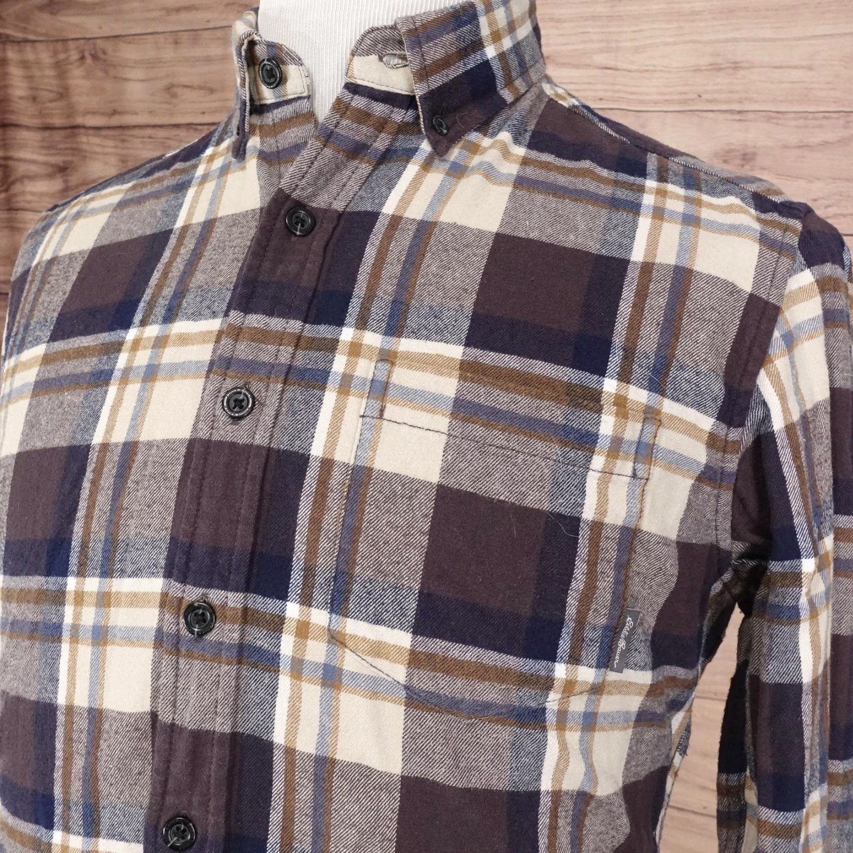 Eddie Bauer VINTAGE Eddie Bauer Flannel Shirt Men’s Medium Casual Plaid Cotton Long Sleeve Button-Down Size US M / EU 48-50 / 2 - 2 Thumbnail