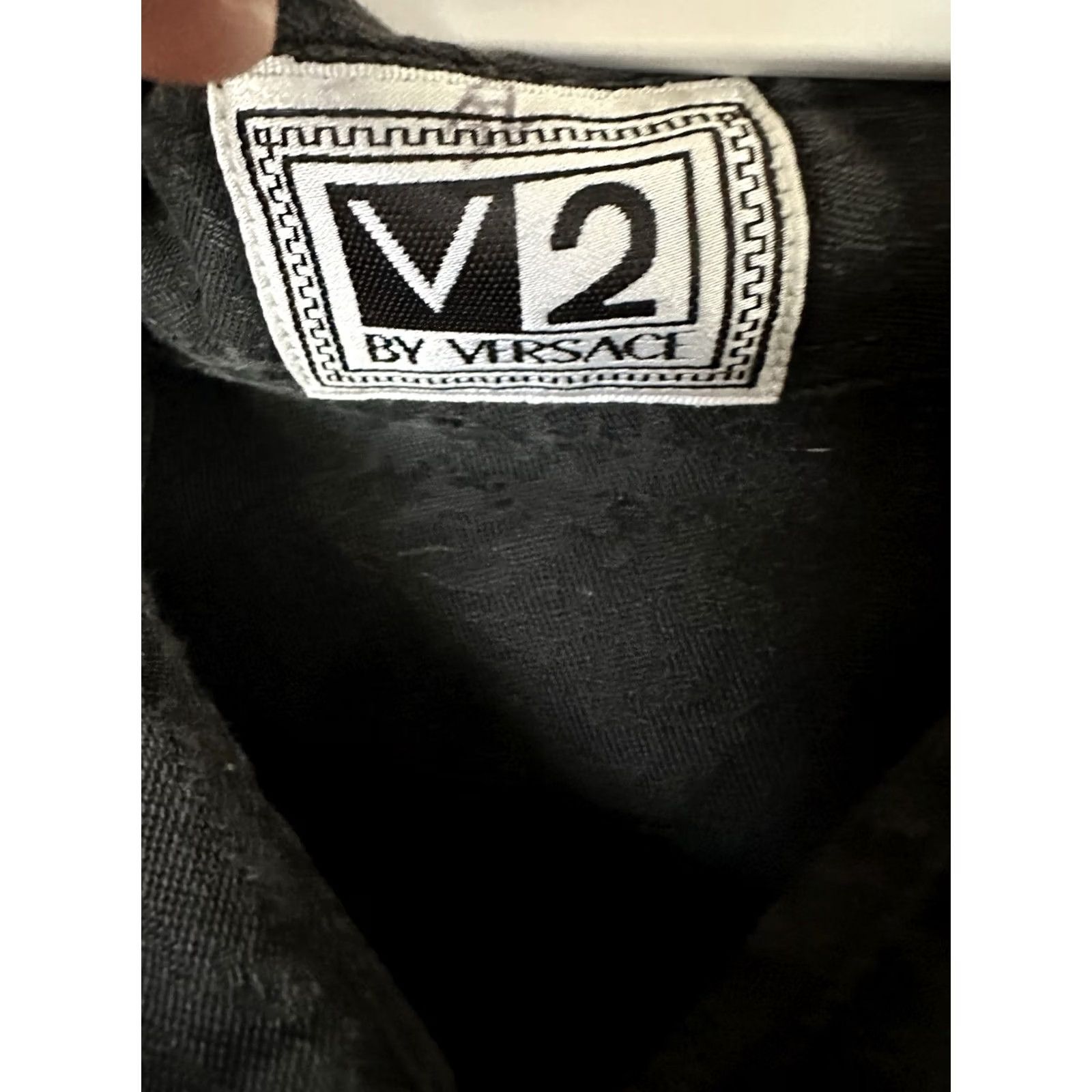 Versace VINTAGE Versace Classic Button-Up Shirt Men XL Black 90s Long Sleeve Collared Size US XL / EU 56 / 4 - 6 Thumbnail