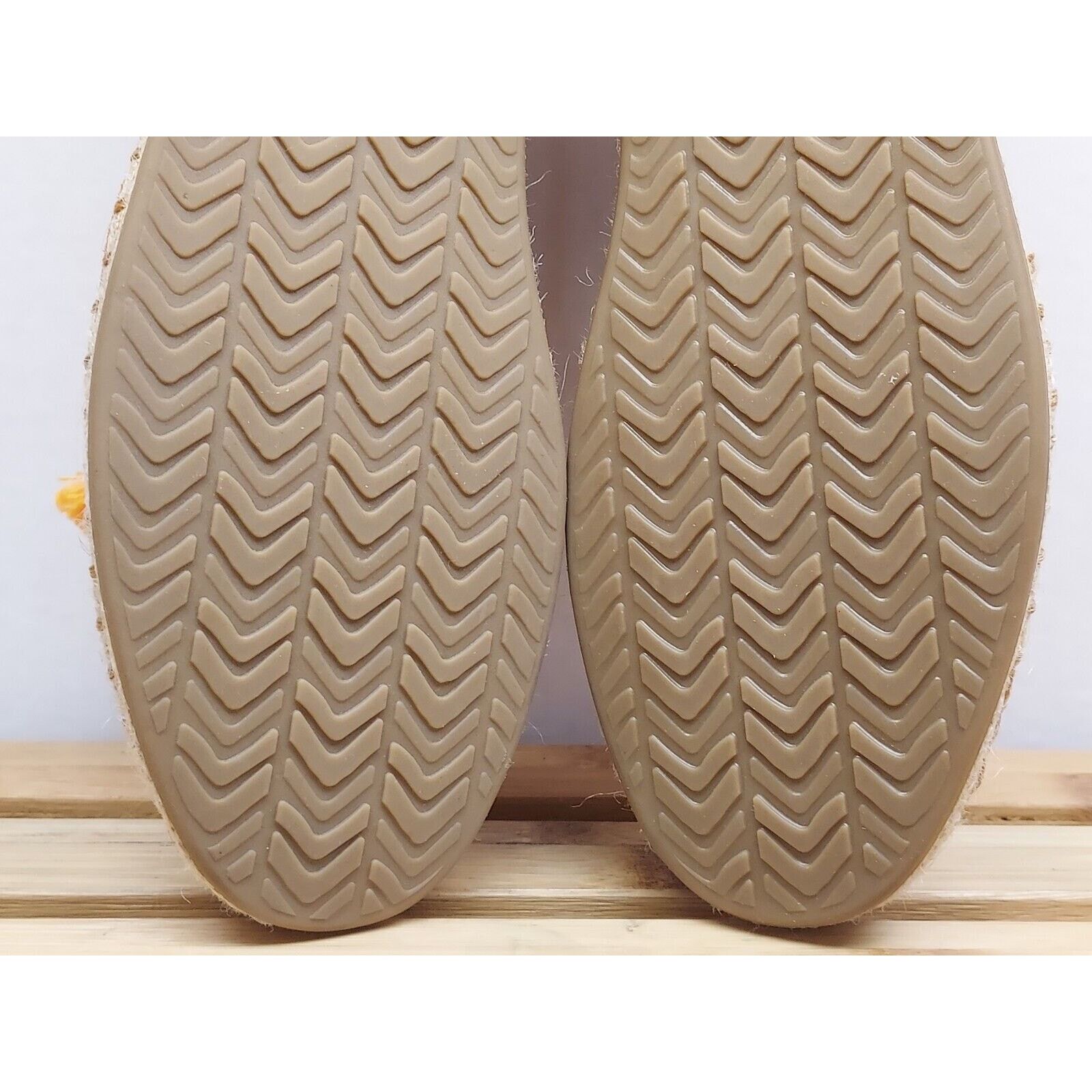 Toms TOMS Womens | Brown | Tassled Suede Slip On Shoes Size 8.5 Size US 8.5 / IT 38.5 - 10 Thumbnail