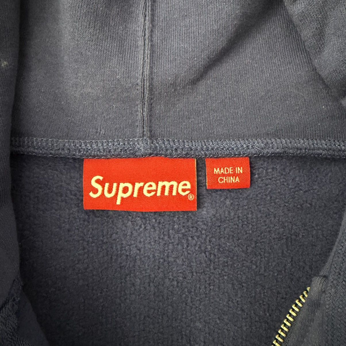 Supreme Supreme ss22 washed navy rhinestone zip up Size US M / EU 48-50 / 2 - 4 Thumbnail