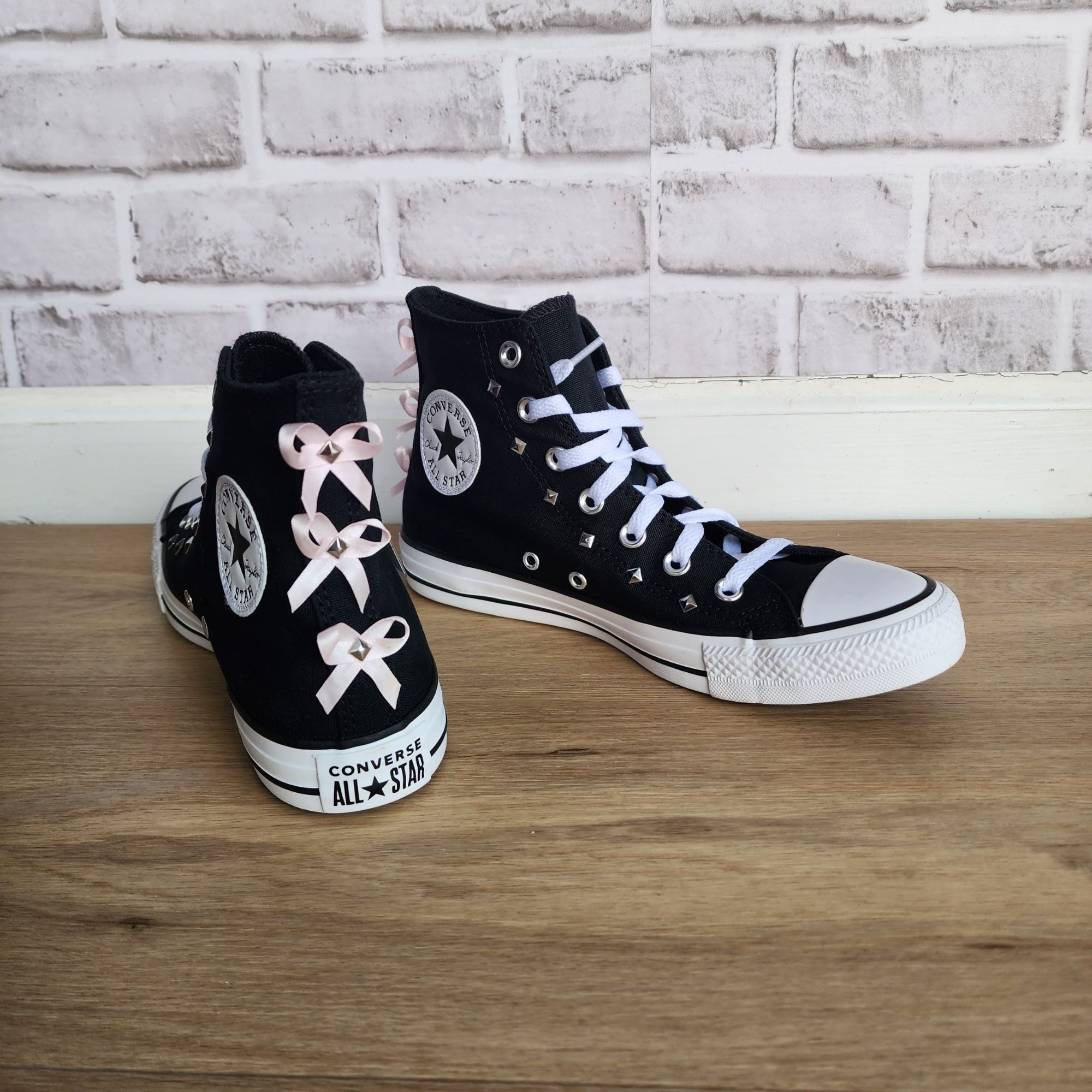 Converse ⭐Converse Chuck Taylor Bows & Studs Sz 10 Mens Shoes Sneaker Size US 10 / EU 43 - 3 Thumbnail