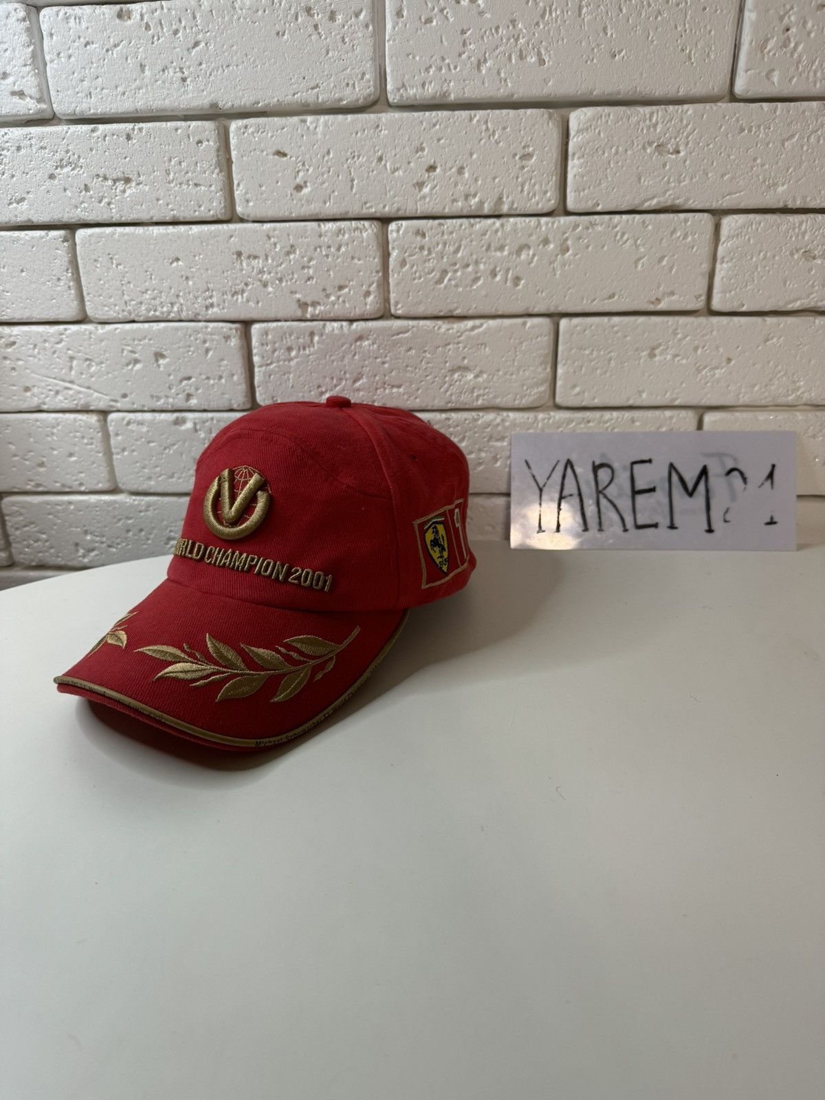 Vintage Ferrari F1 world champion 2001 vintage cap hat Size ONE SIZE - 1 Thumbnail