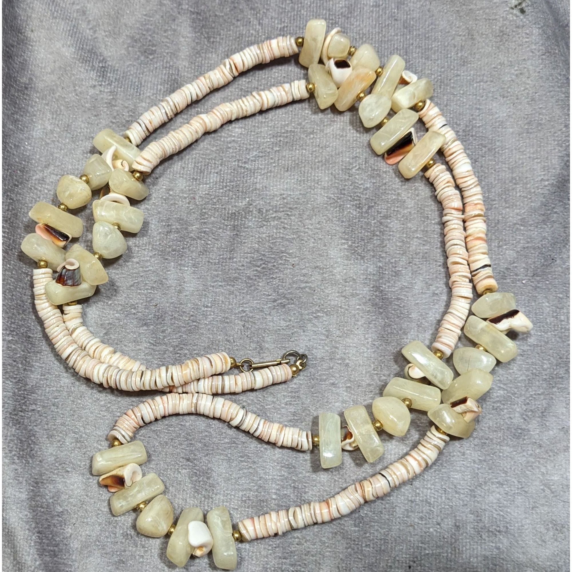 Other Vintage Beachy Shell And Agate Beaded Necklace Size ONE SIZE - 6 Thumbnail