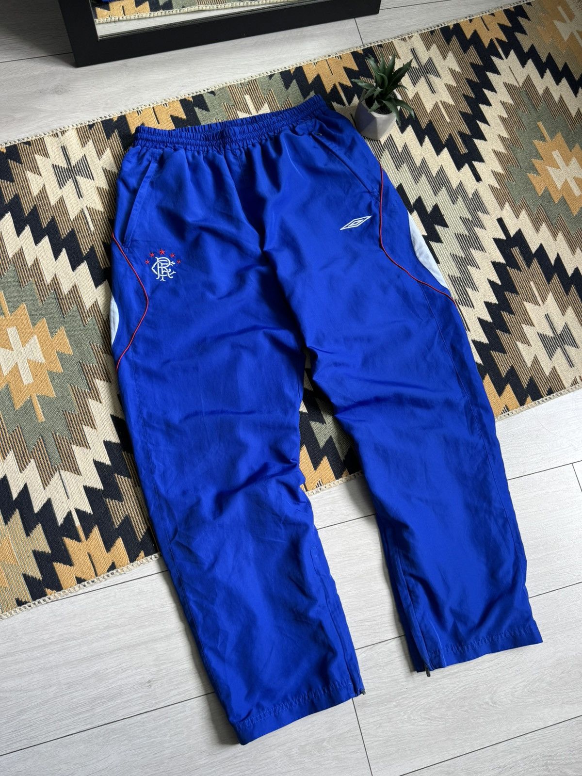 Umbro Vintage Umbro Rangers Drill Nylon Track Pants Size US 34 / EU 50 - 4 Thumbnail