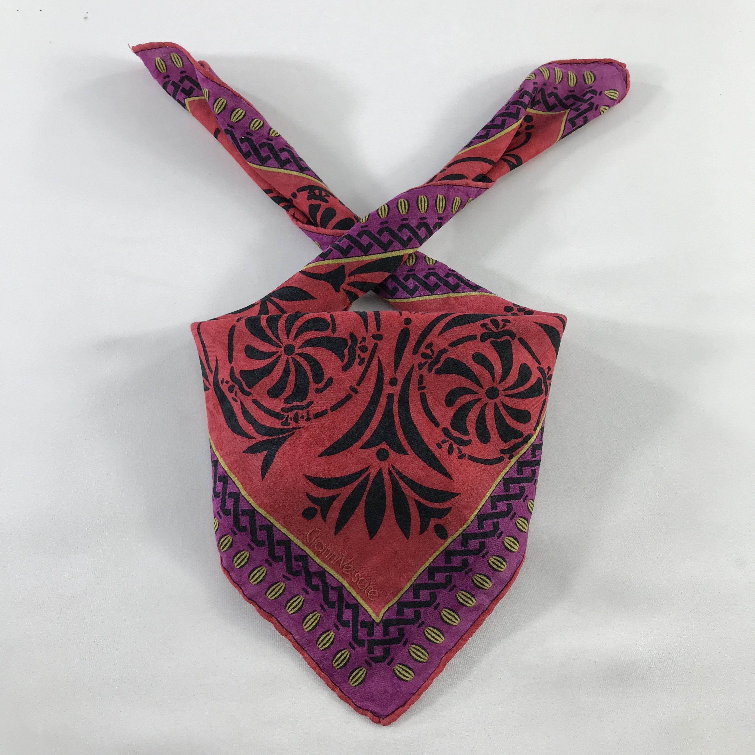 Versace × Vintage Gianni Versace Bandana / Handkerchief / Neckerchief - S405 Size ONE SIZE - 3 Thumbnail