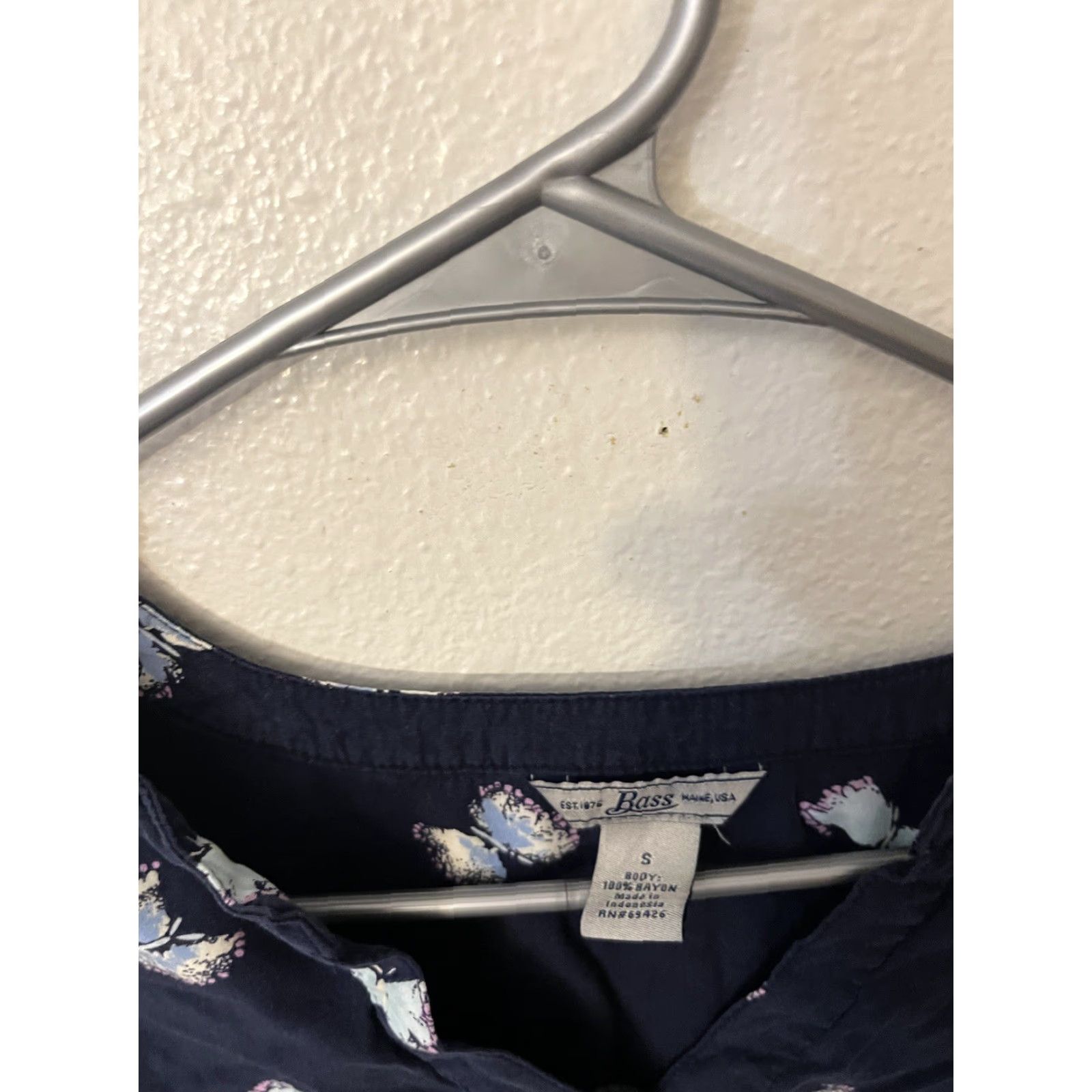 Vintage Bass Shirt Small Navy Blue Popover Butterflies Roll Tab Sleeves Top Size S / US 4 / IT 40 - 3 Thumbnail
