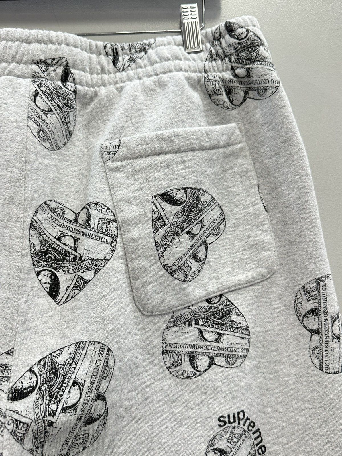 Supreme Supreme Love Cash Sweatpants Size US 36 / EU 52 - 5 Thumbnail