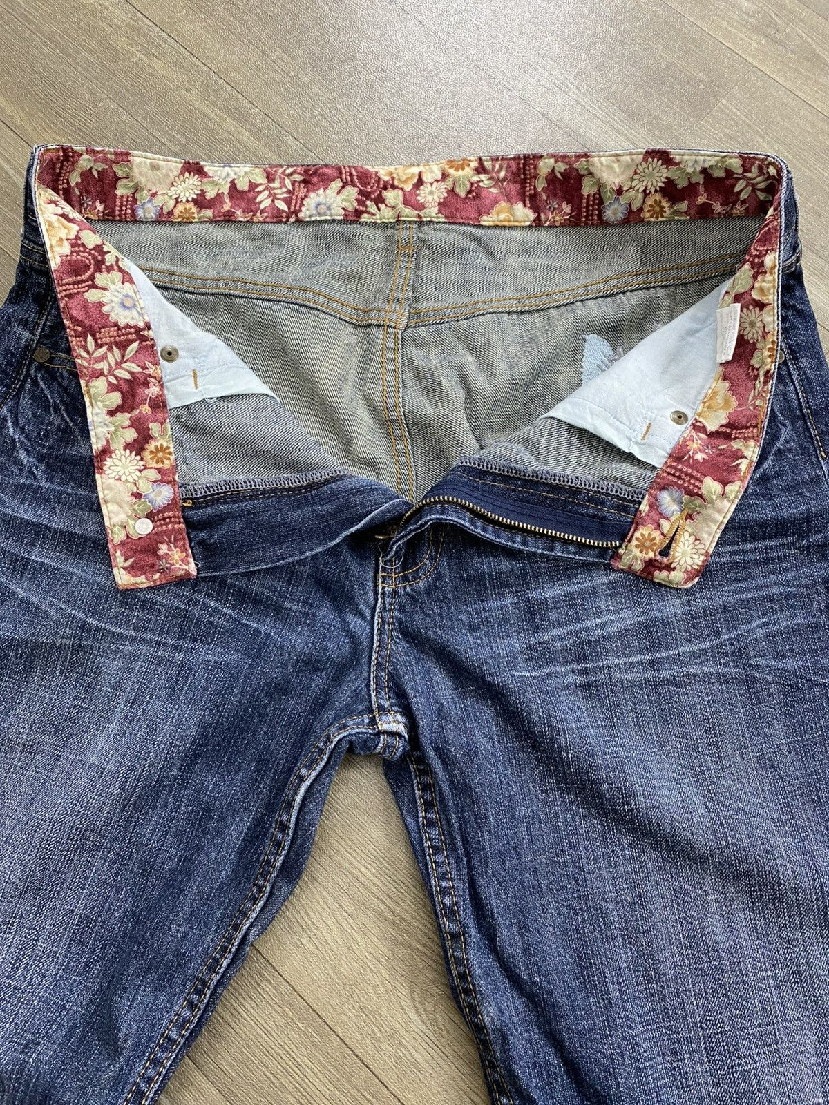 Japanese Brand 2000s Karakuri Tamashii Ed Hardy Style Embroidery Koi Jeans Size US 32 / EU 48 - 12 Thumbnail