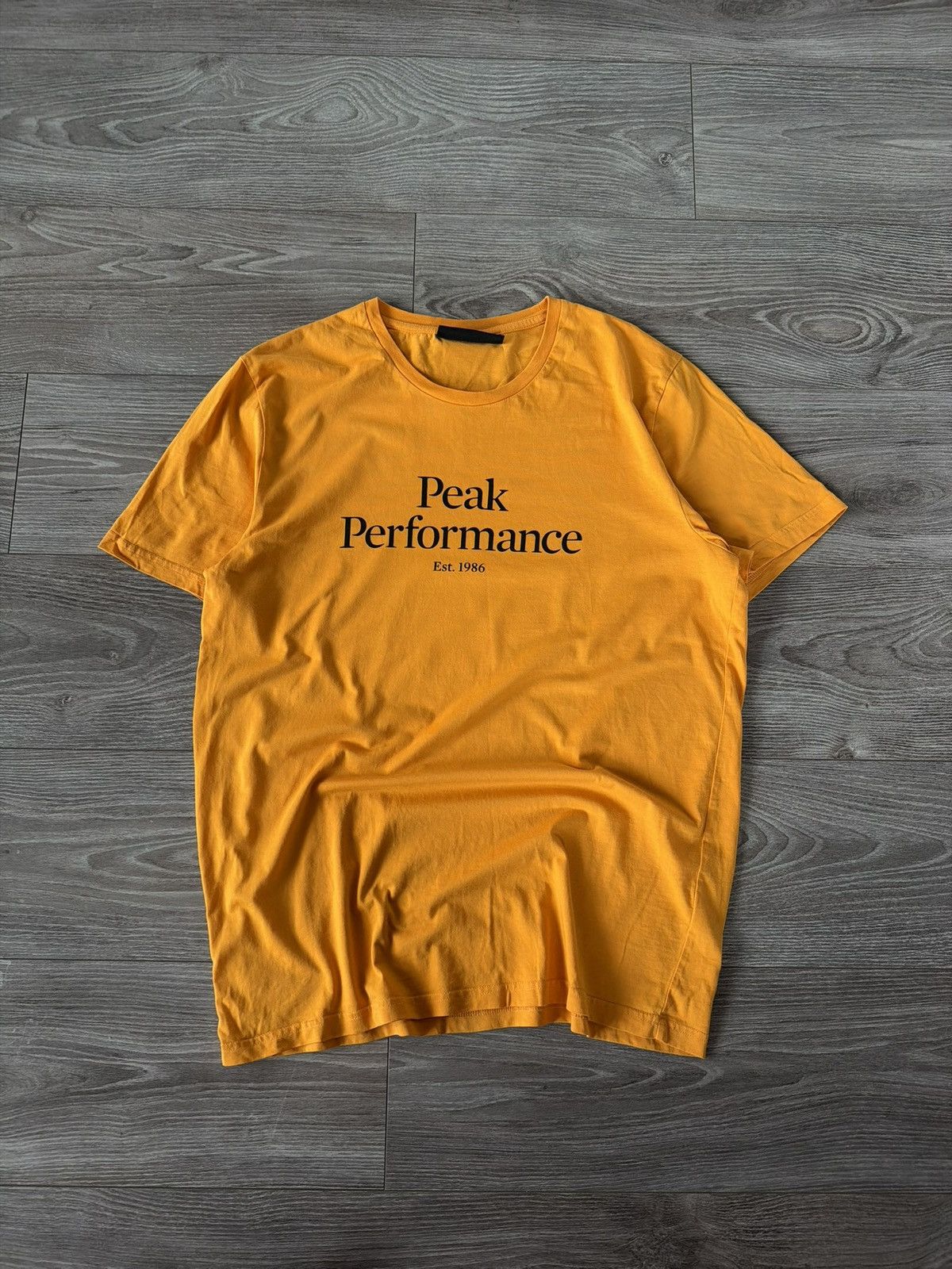 Peak Performance Peak Performance Mens Orig Tee Size US XL / EU 56 / 4 - 12 Thumbnail