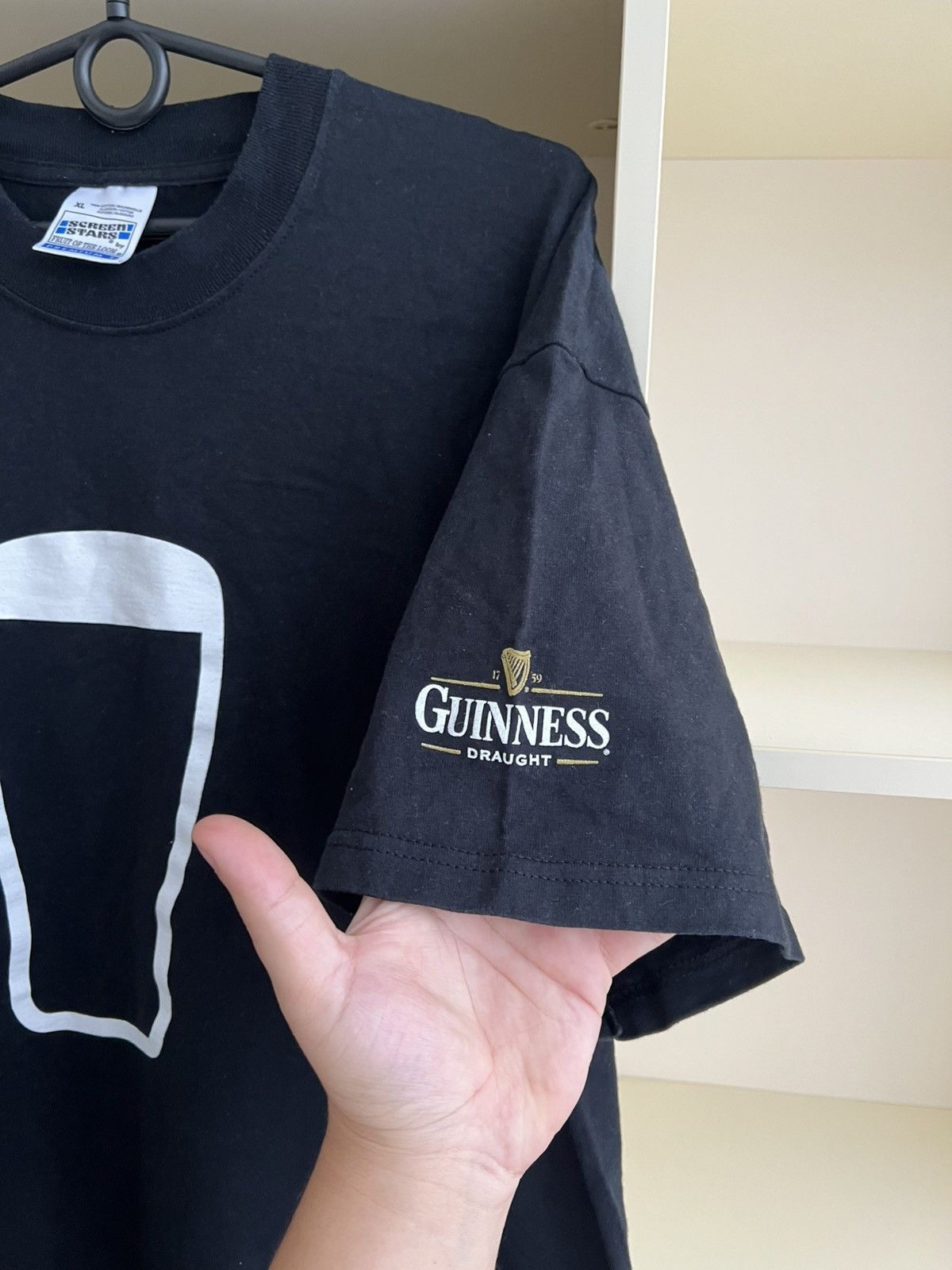 Vintage Vintage 90s Guinness Draught T-Shirt Tee Screen Stars Size US XL / EU 56 / 4 - 4 Thumbnail