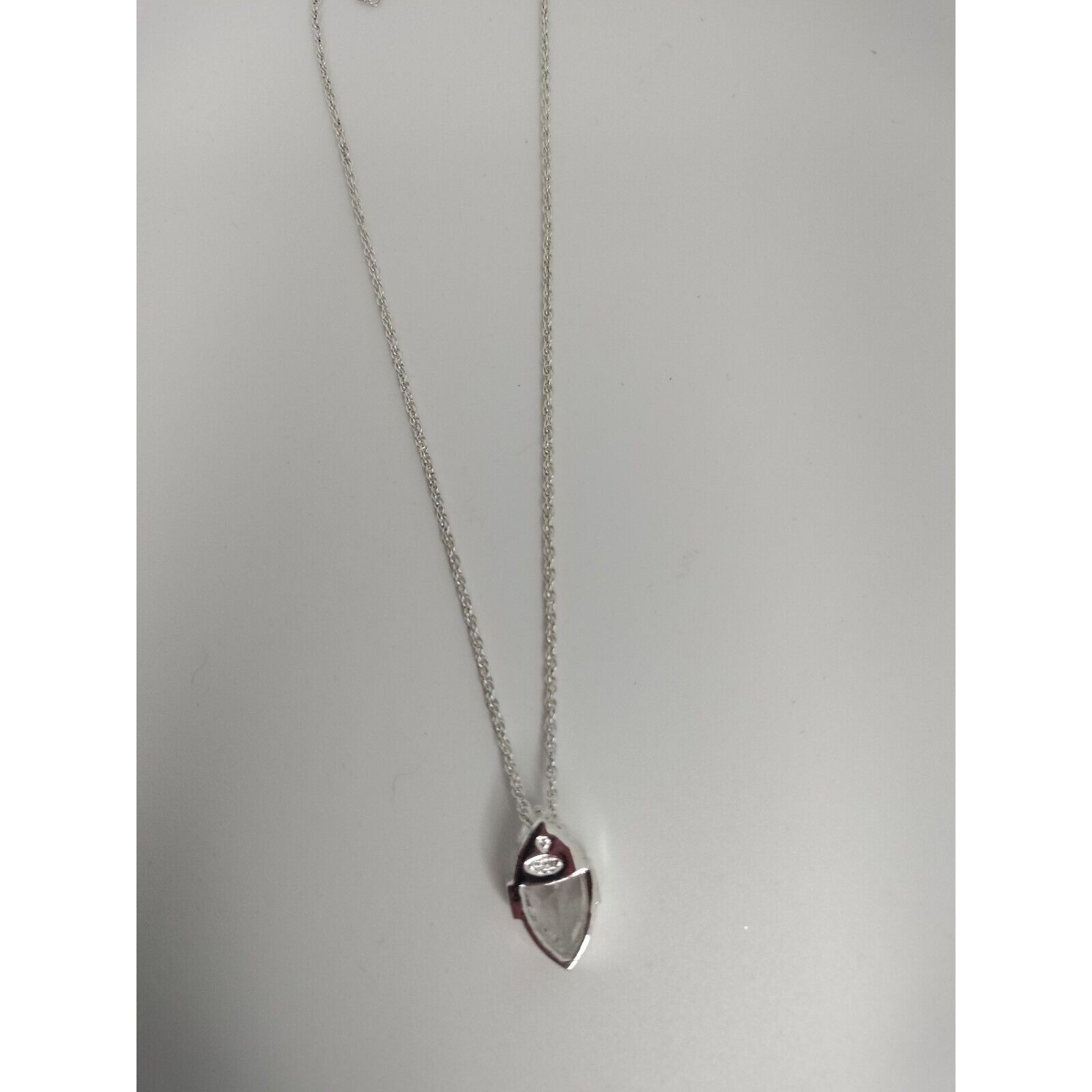 Vintage Avon Luminosity Ultra Marquise Cut CZ Necklace Vintage 2003 Size ONE SIZE - 3 Thumbnail