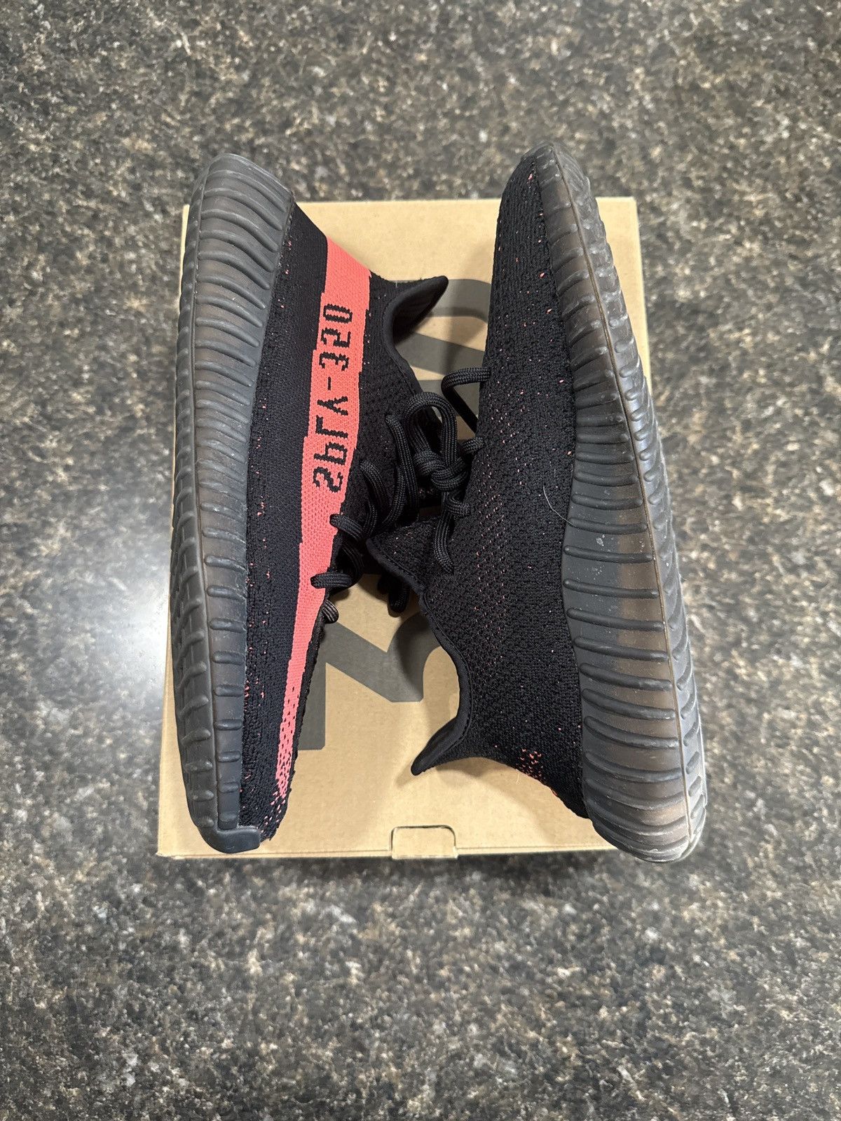 Yeezy YEEZY BOOST 350 RED V2 Size US 8 / EU 41 - 6 Thumbnail