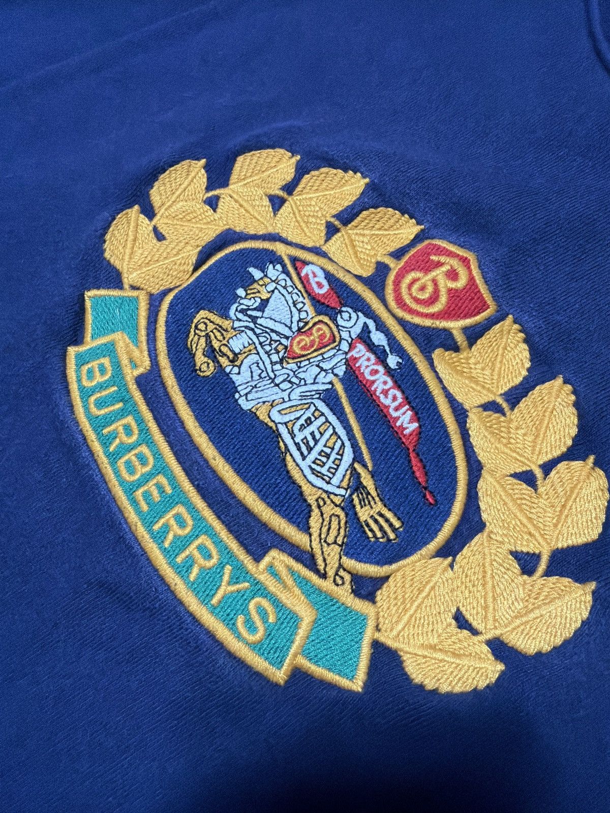 Burberry vintage Burberry y2k embroidered logo Size US M / EU 48-50 / 2 - 7 Thumbnail