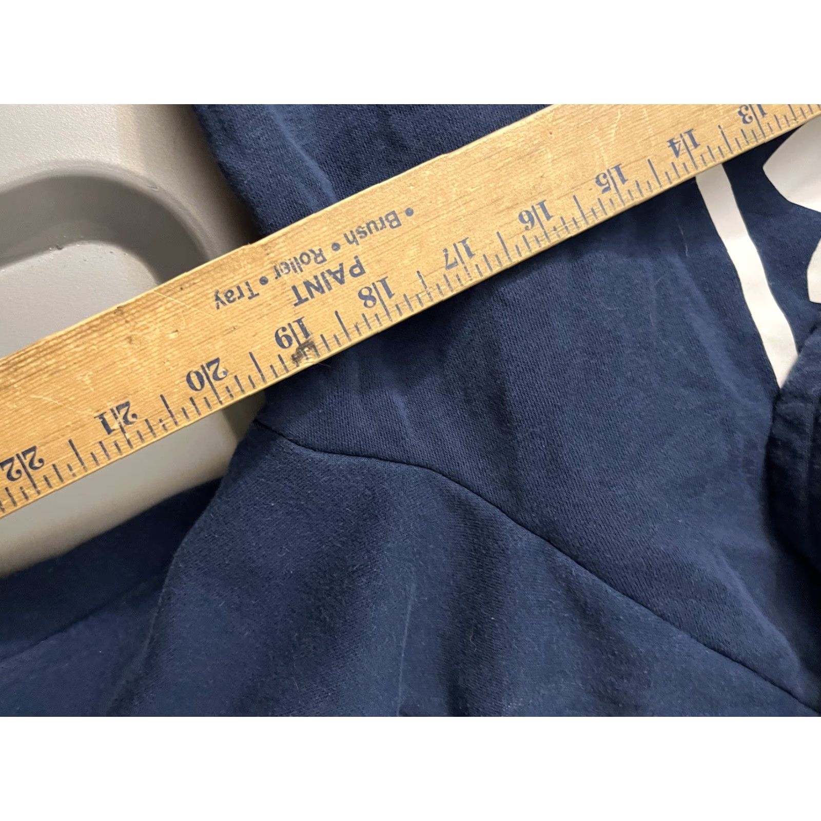 Under Armour Under Armour Mens Hoodie Logo Fleece Pullover Sweatshirt Distres 90s Navy Blue M Size Medium Regular Fit Pullover Mens Hoodie Logo Fleece Sweatshirt Size US M / EU 48-50 / 2 - 5 Thumbnail