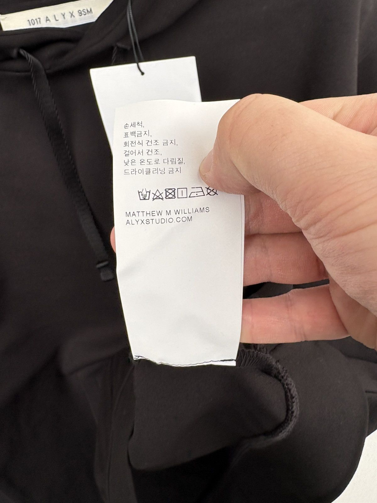 1017 ALYX 9SM 1017 ALYX 9SM viscose hoodie with metal logo buckle Size US S / EU 44-46 / 1 - 11 Thumbnail