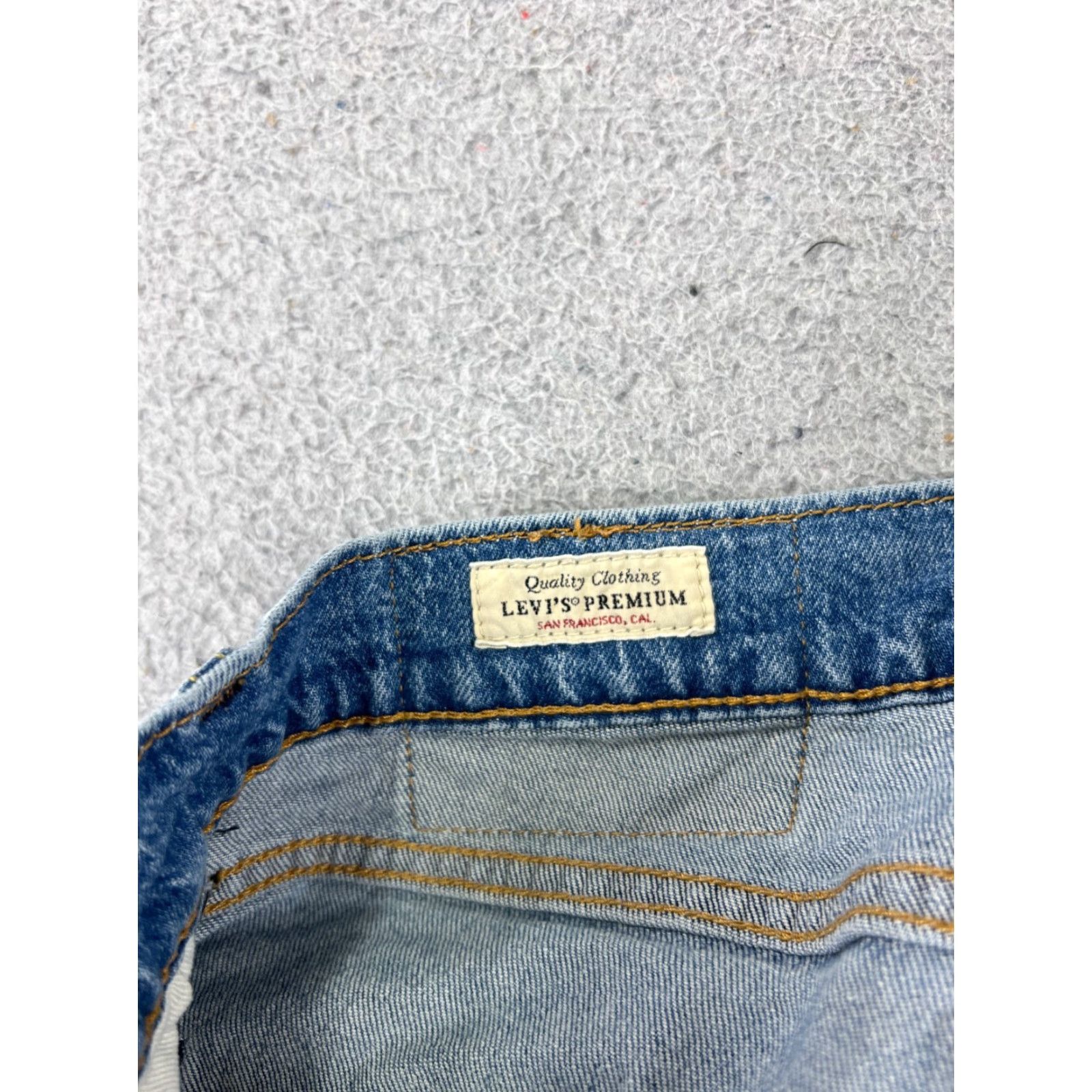 Levi's Levis Jeans Adult 32 Blue Denim 514 Premium Cotton Blend 31x30 Pants Size US 32 / EU 48 - 6 Thumbnail