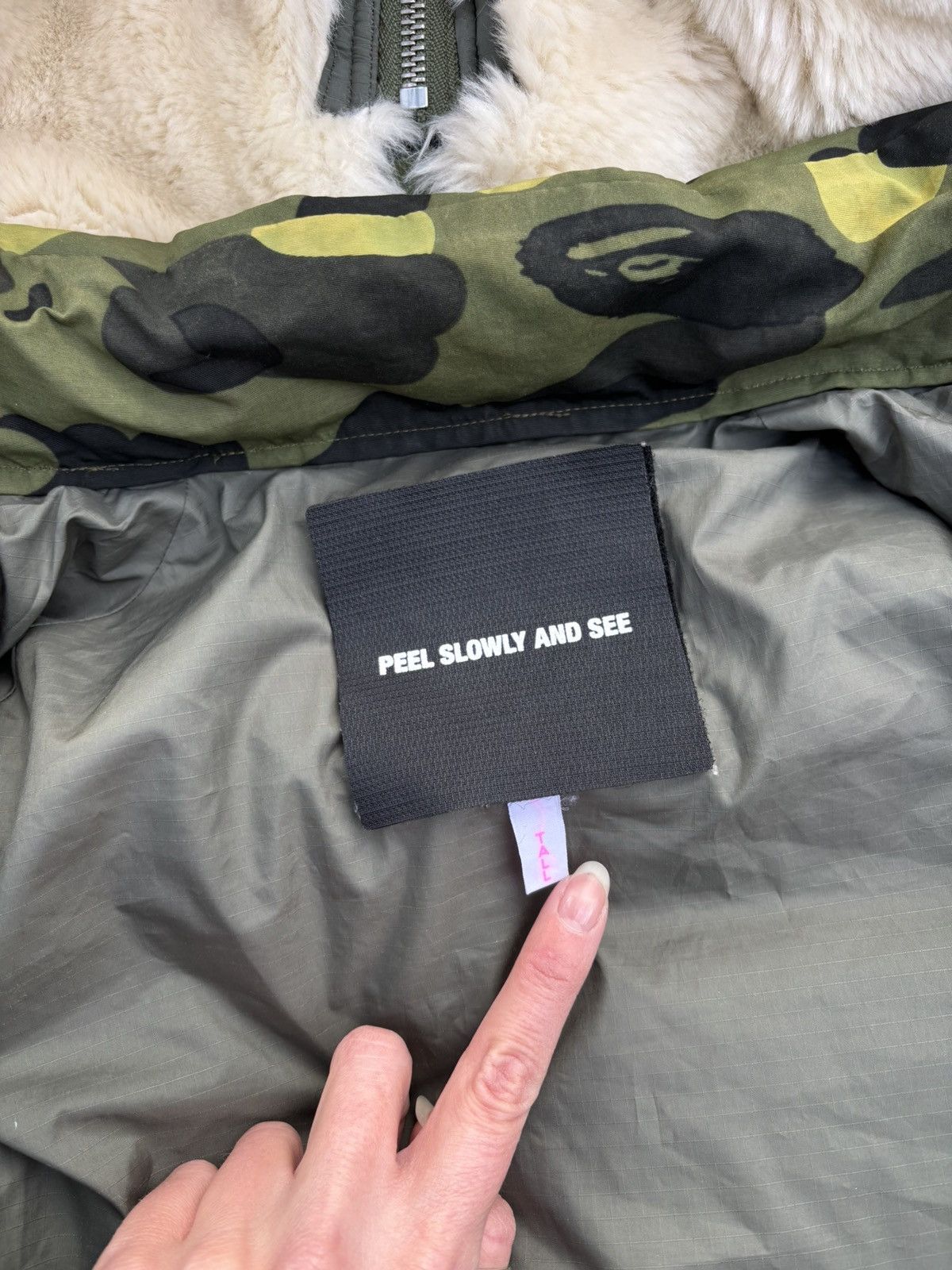 Bape Bape 1st camo down jacket with fawx fur hood Size US XS / EU 42 / 0 - 13 Thumbnail