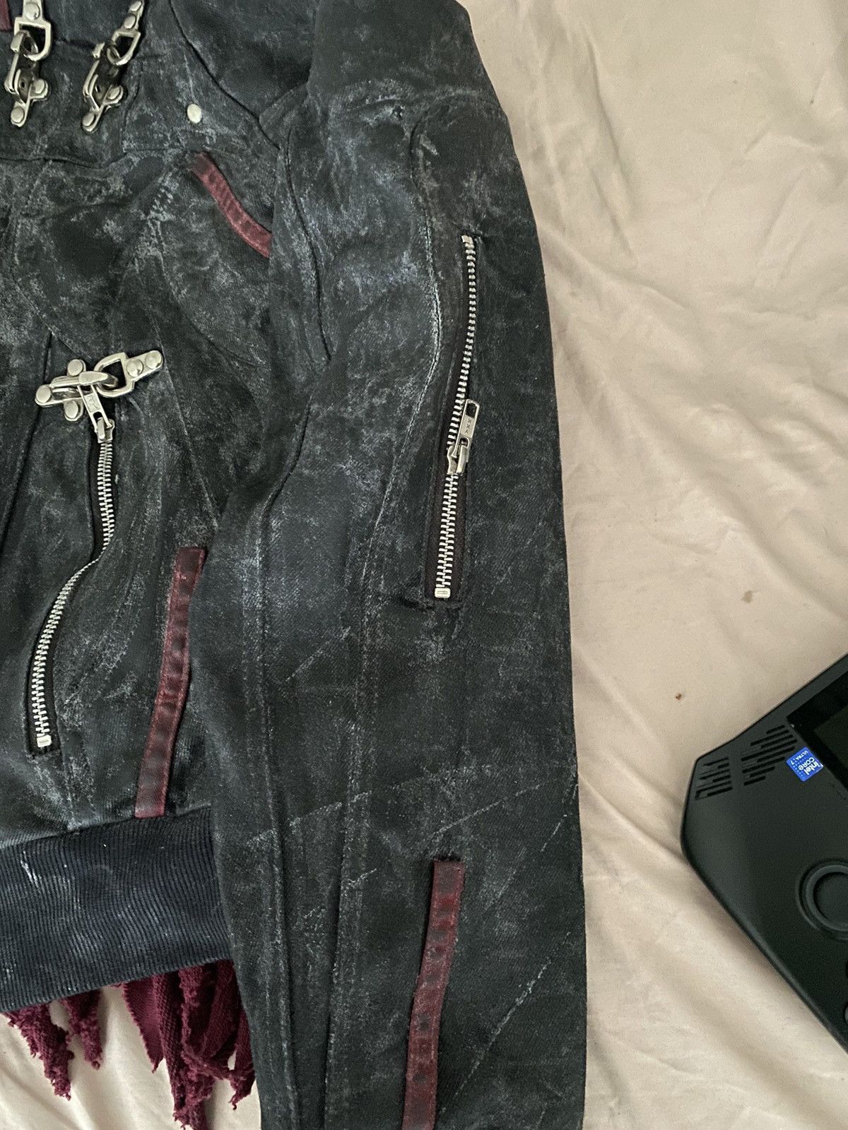 Other AW25 'Roztrhané' Black Bomber Jacket Size US L / EU 52-54 / 3 - 7 Thumbnail