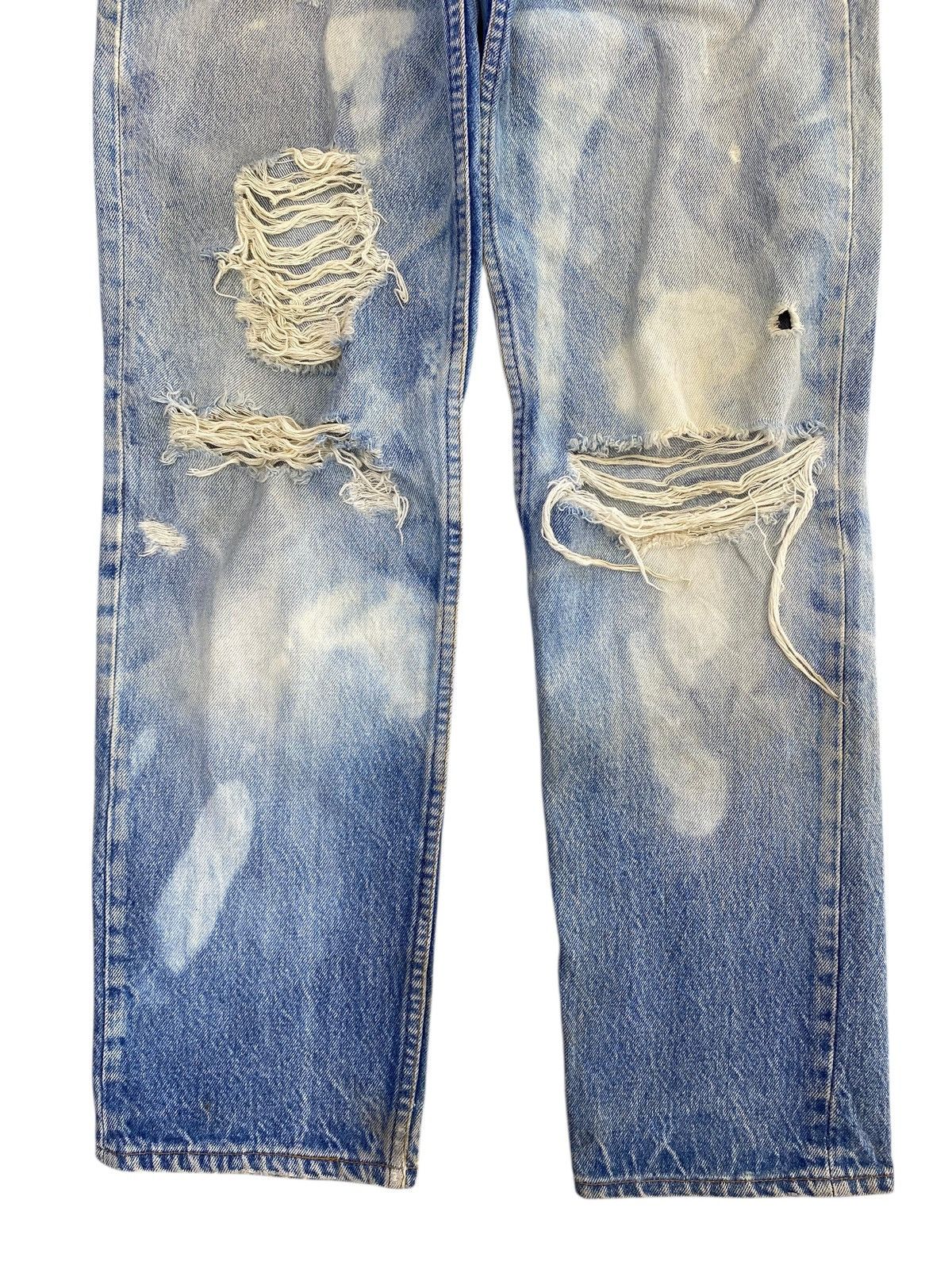 Levi's Levi’s Acid Wash Distressed Style Loose Jeans Size US 27 - 9 Thumbnail