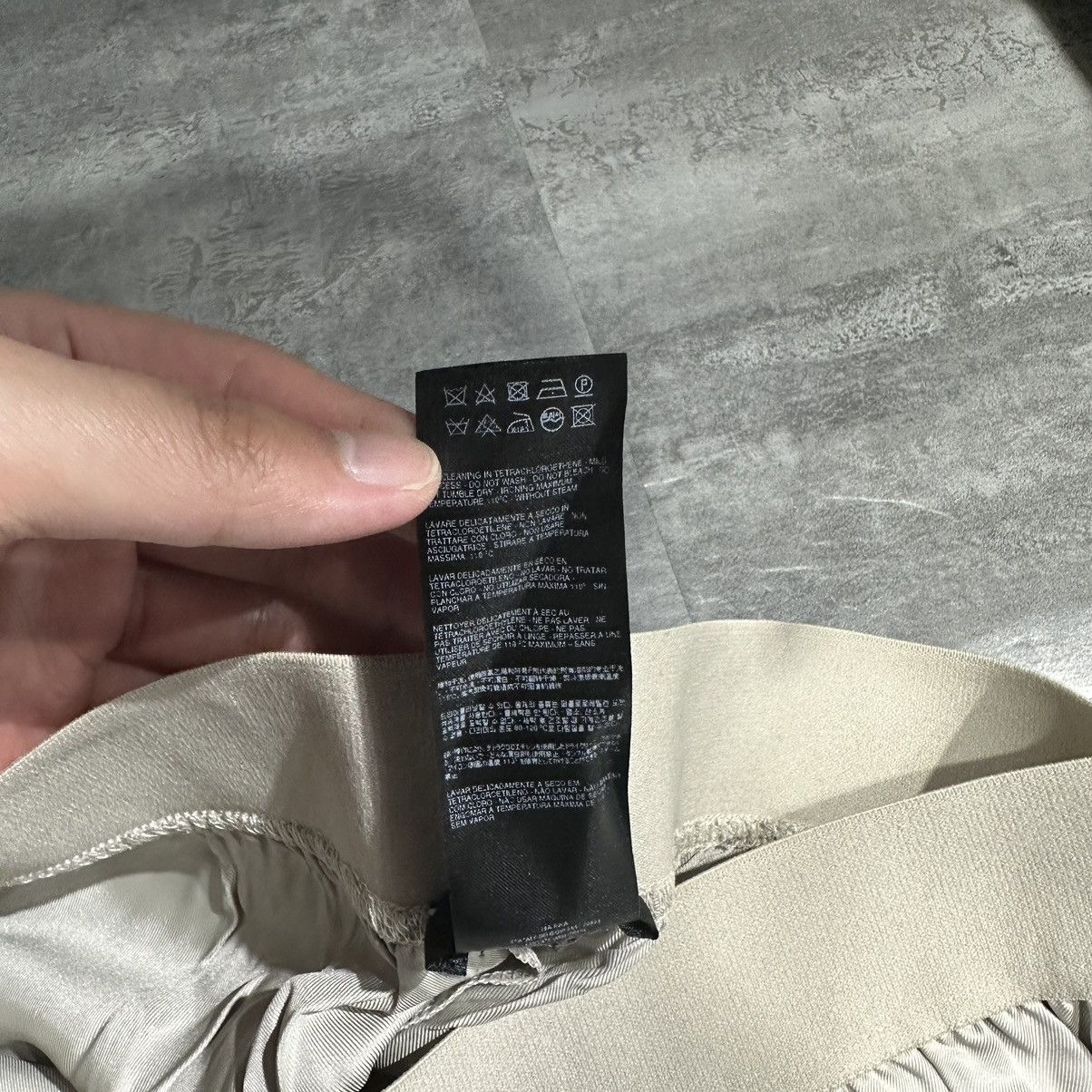 Fear of God Fear of God Luxury Loungewear Silk Lounge Pants - Cement Size US 30 / EU 46 - 4 Thumbnail