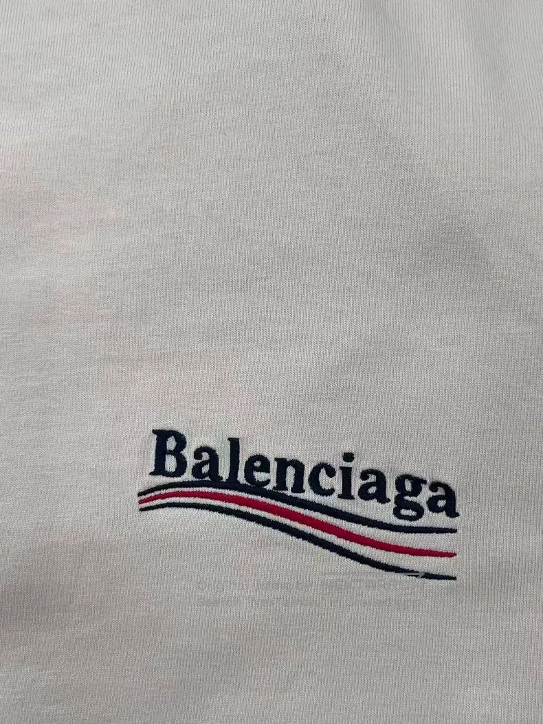 Balenciaga Balenciaga LetterLogo print round-neck short-sleeve T-shir Size US M / EU 48-50 / 2 - 3 Thumbnail