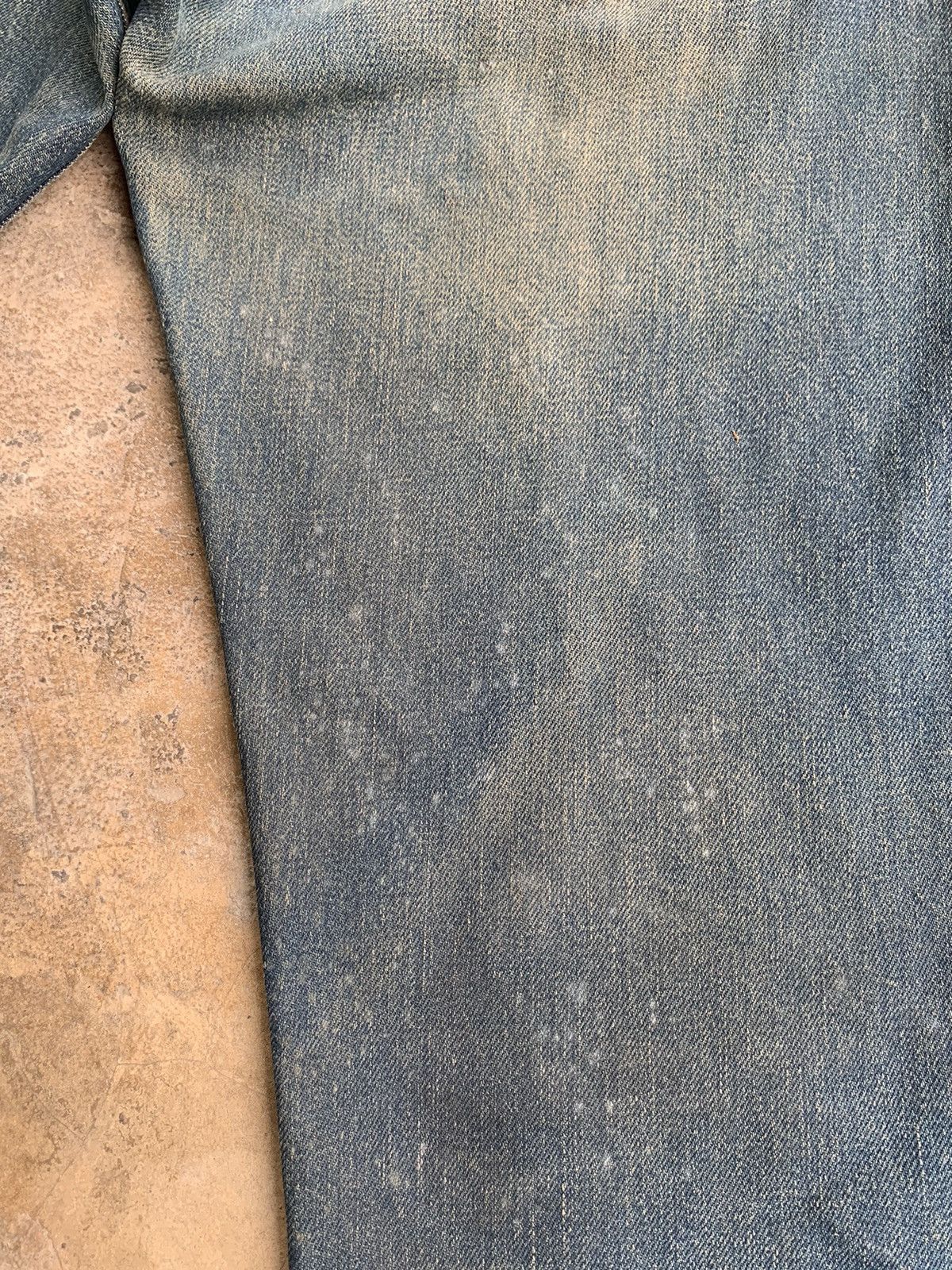 Levi's × Vintage Big E Vintage Levi’s 501 Redline Jeans Selvedge Distressed Size US 29 - 24 Thumbnail