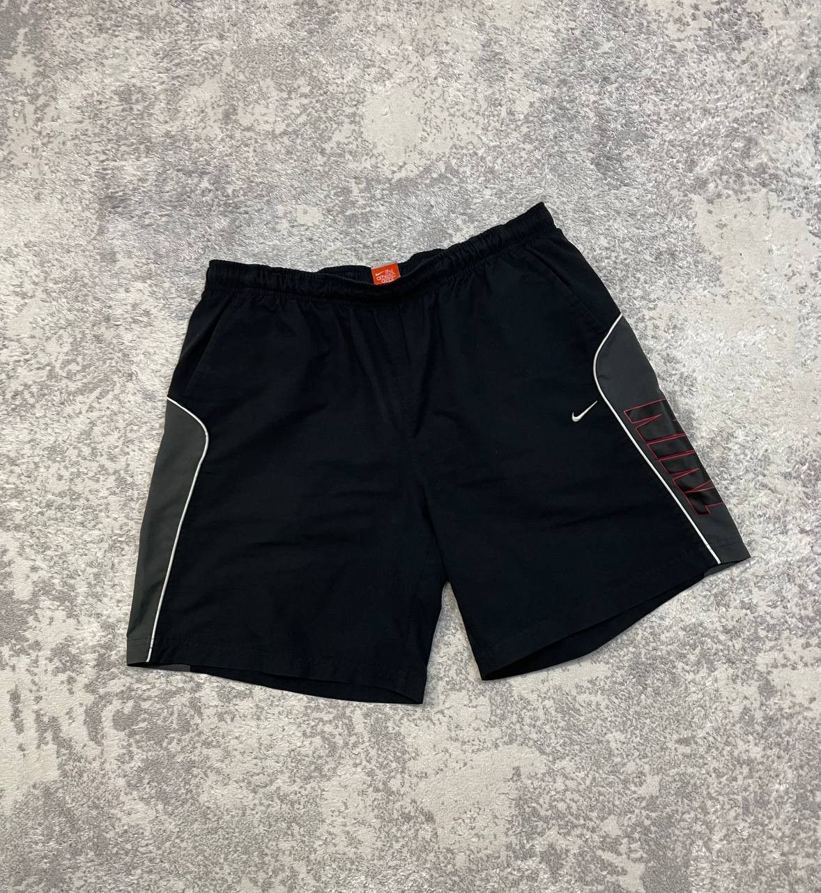 Nike Vintage Nike Athletic Dept Shorts Men Black Running Training Size US 36 / EU 52 - 2 Thumbnail