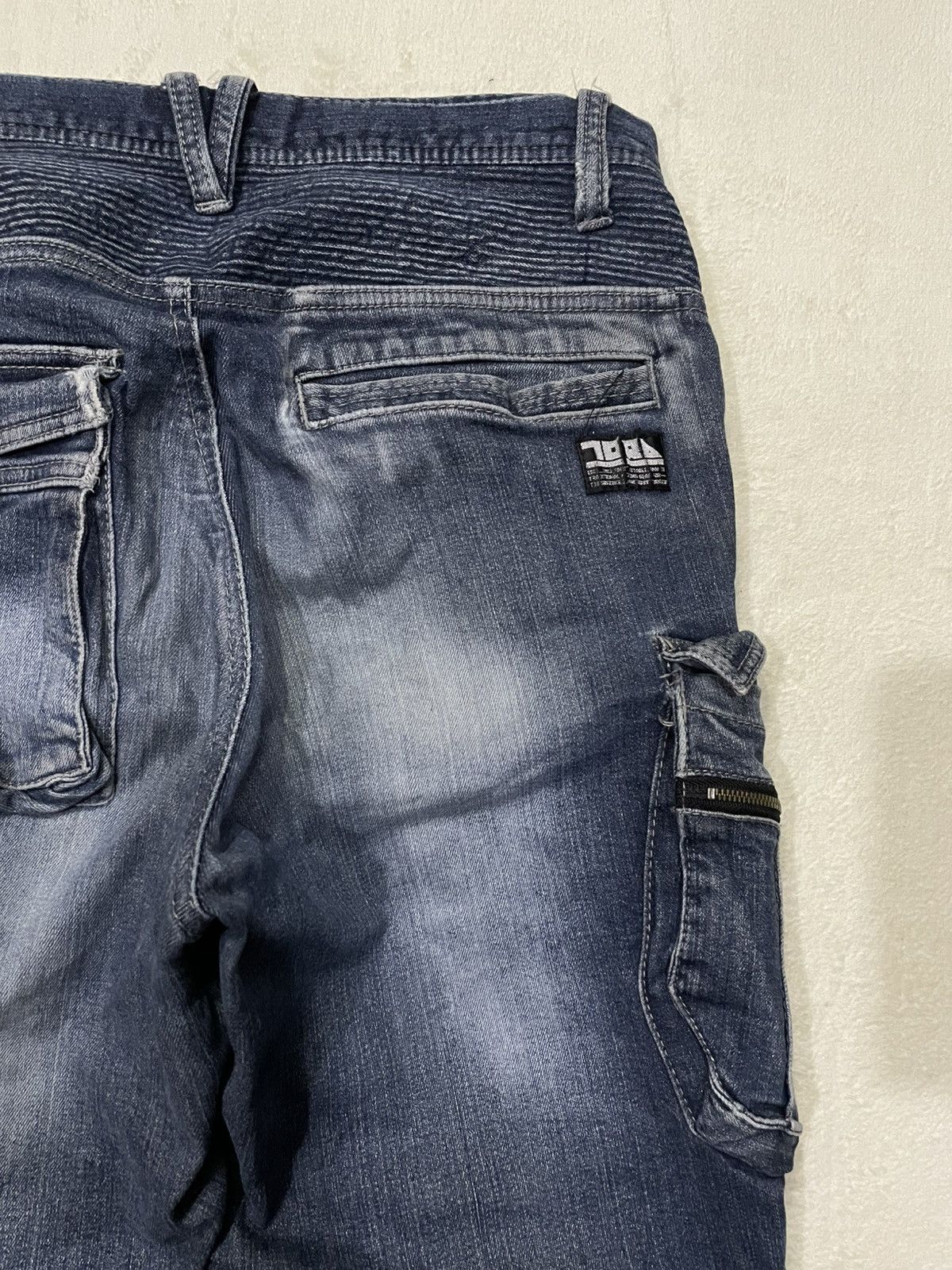 Japanese Brand Vintage TORA Distress Faded Dark Blue Denim Jeans Size US 31 - 14 Thumbnail