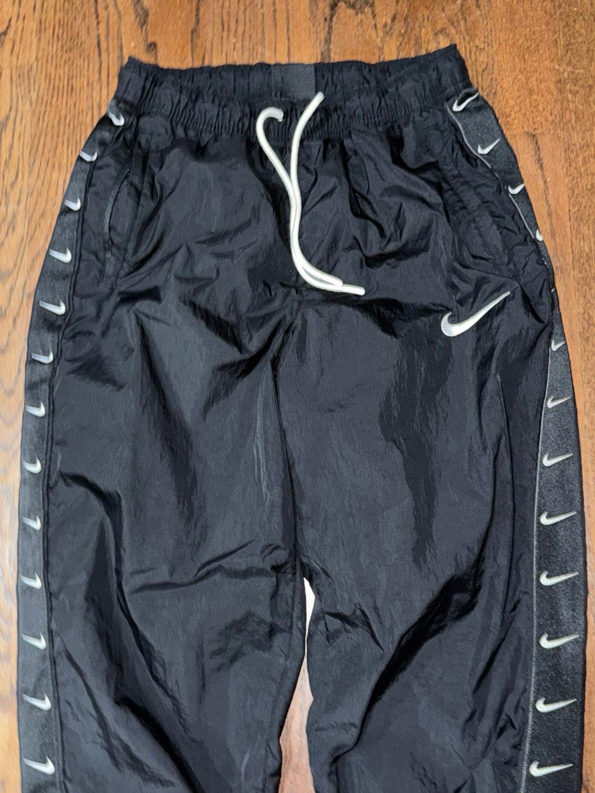 Nike NIKE Bottom Sz M Nylon BLK CD0422-010 SWOOSH WOVEN PANTS Size 32" / US 10 / IT 46 - 3 Thumbnail